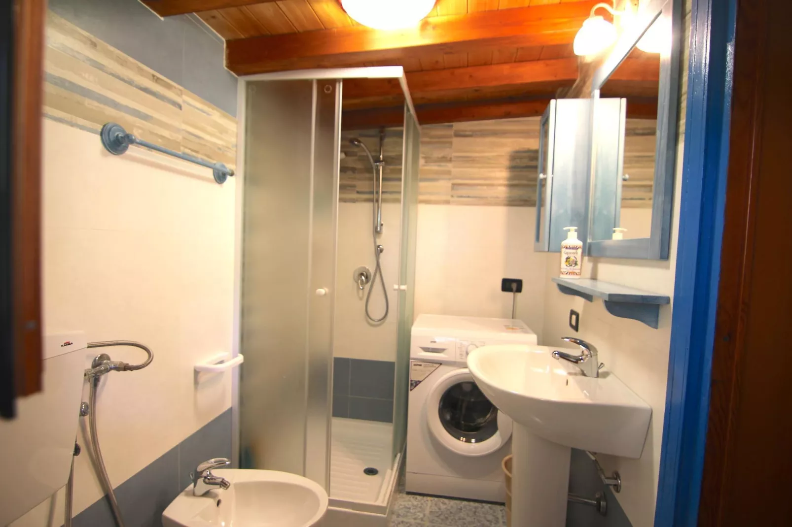 Villaseasicily 16p - Bathroom