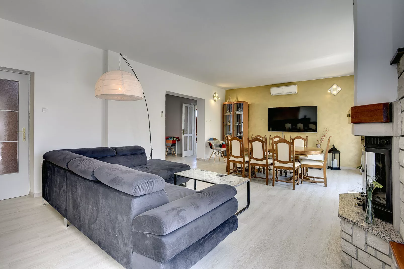 Villa Golf House-Wohnzimmer