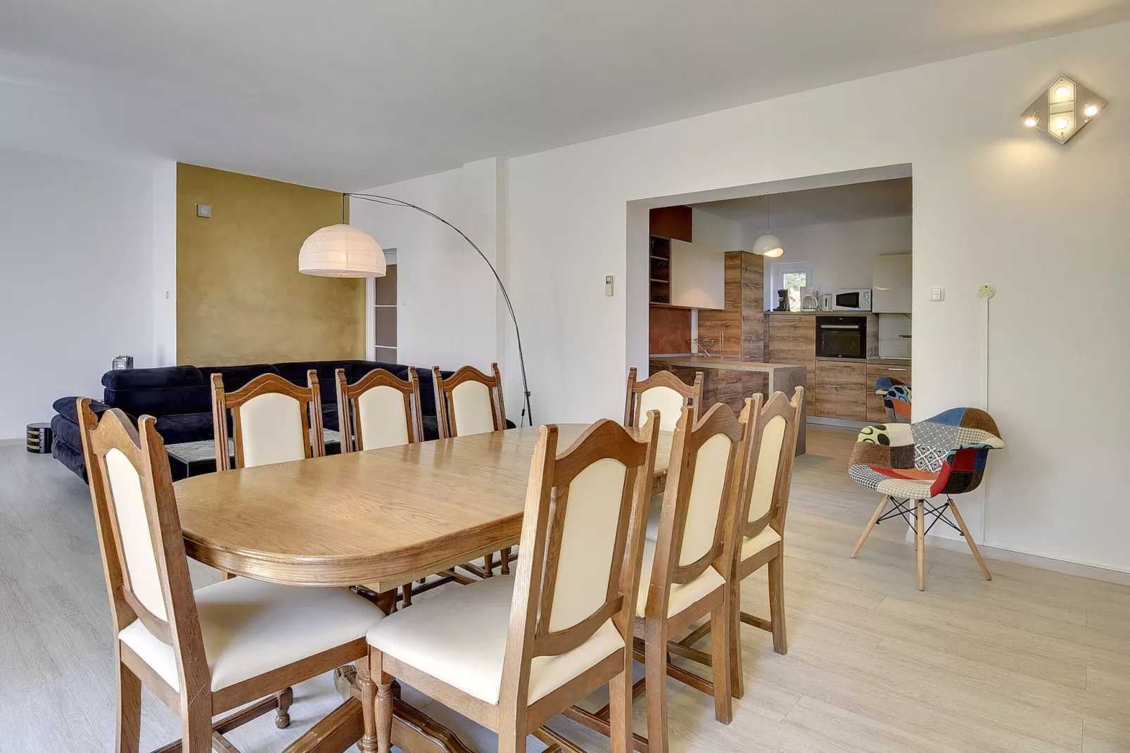 Villa Golf House-Esszimmer