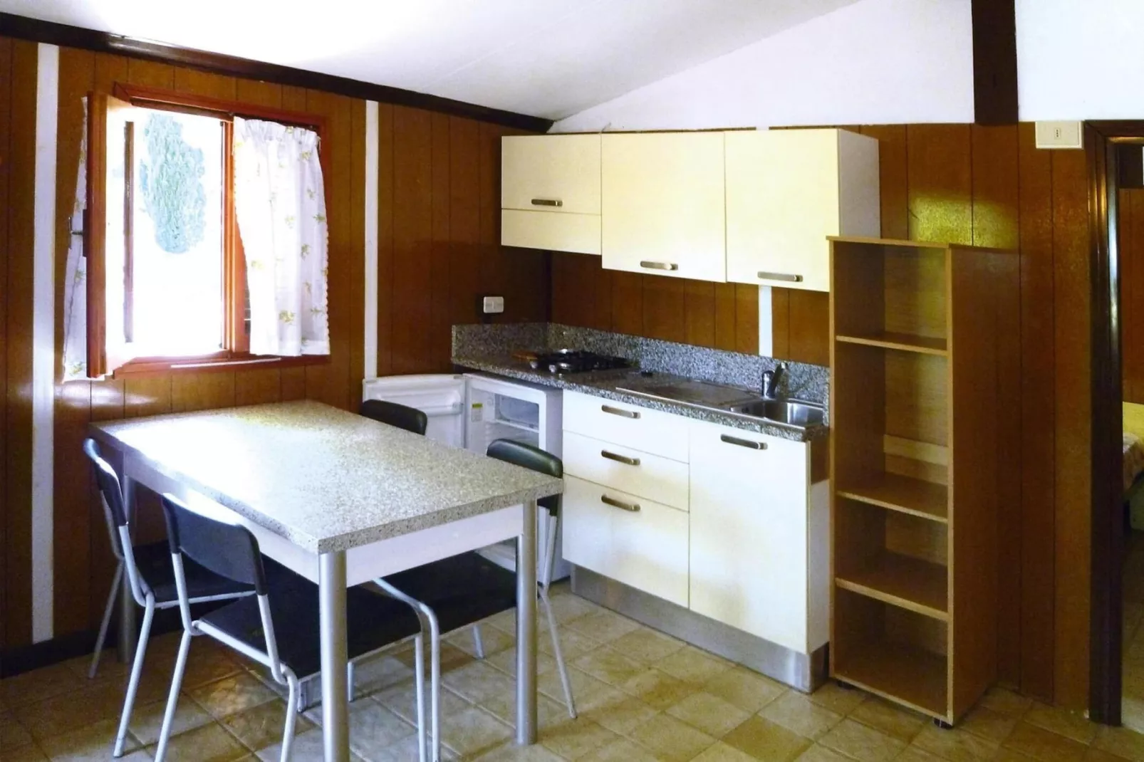 Ferienresort C'era Una Volta Villanova d'Albengo - Type MH C 2 Pax ca 34 qm - Esszimmer