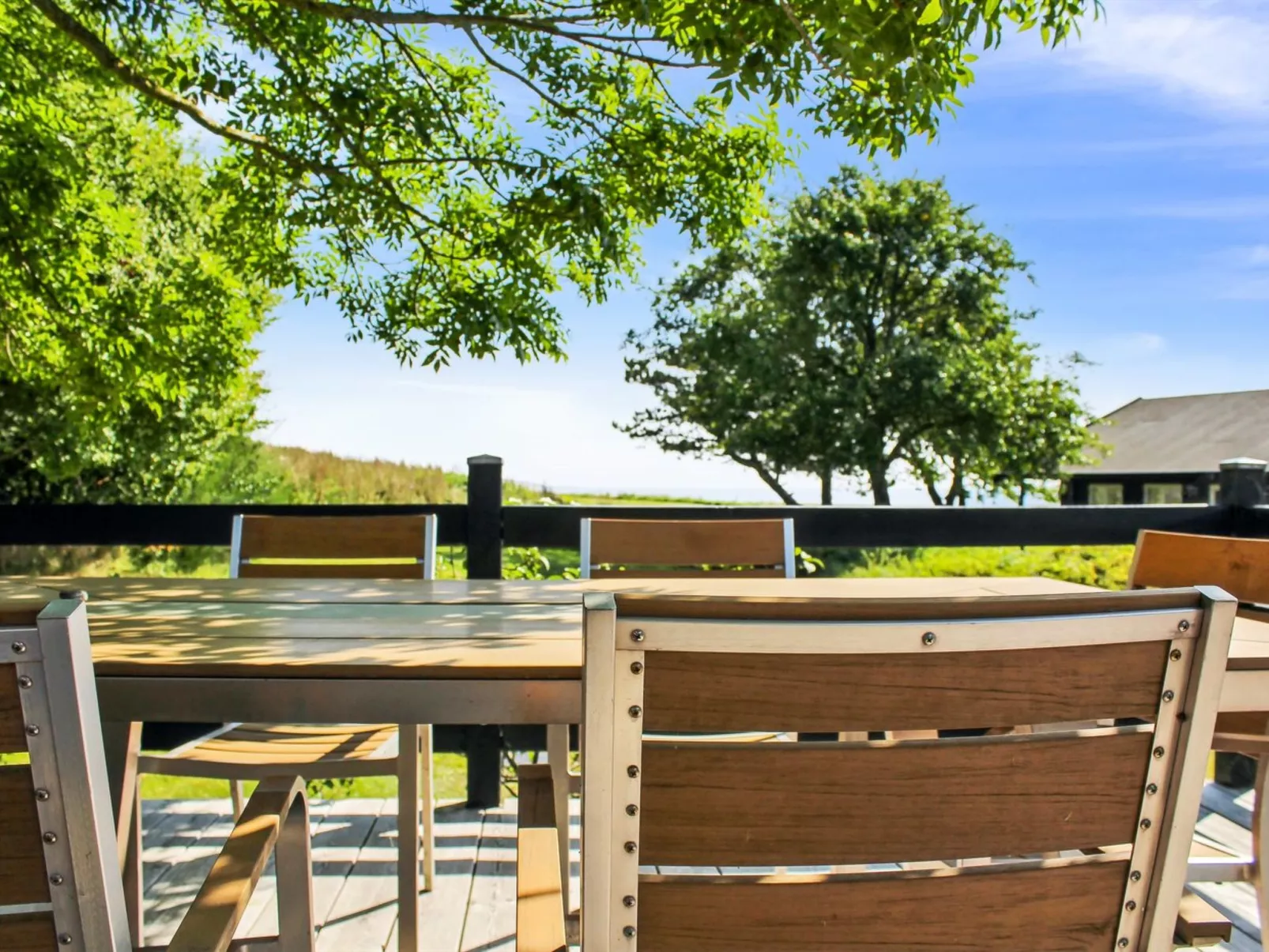 "Lilla" - 120m from the sea - Draußen