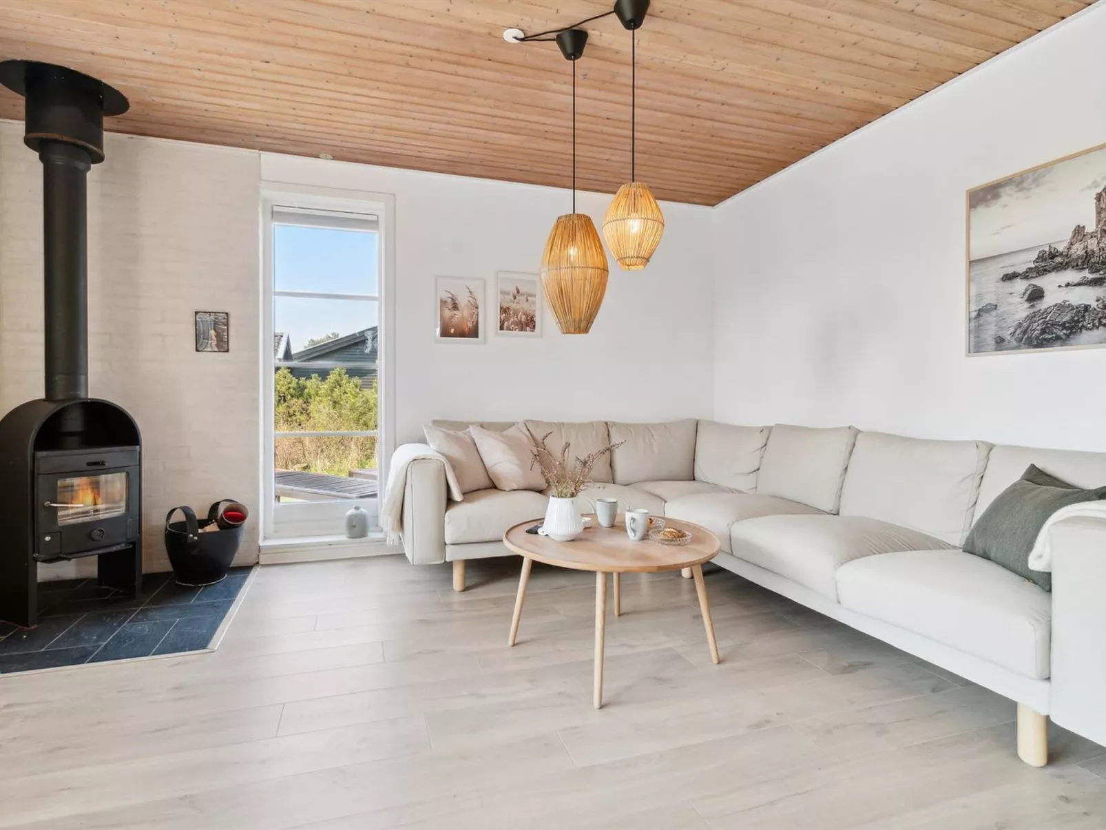 "Peadda" - 150m from the sea-Drinnen