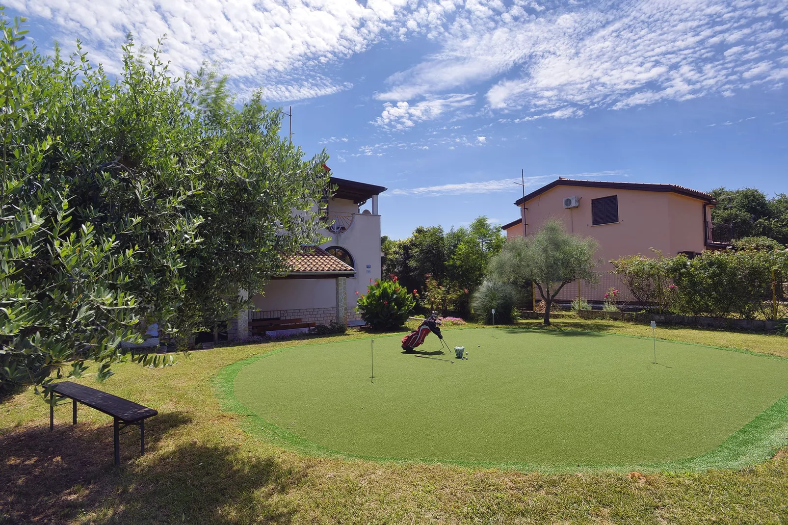 Villa Golf House-Gärten Sommer