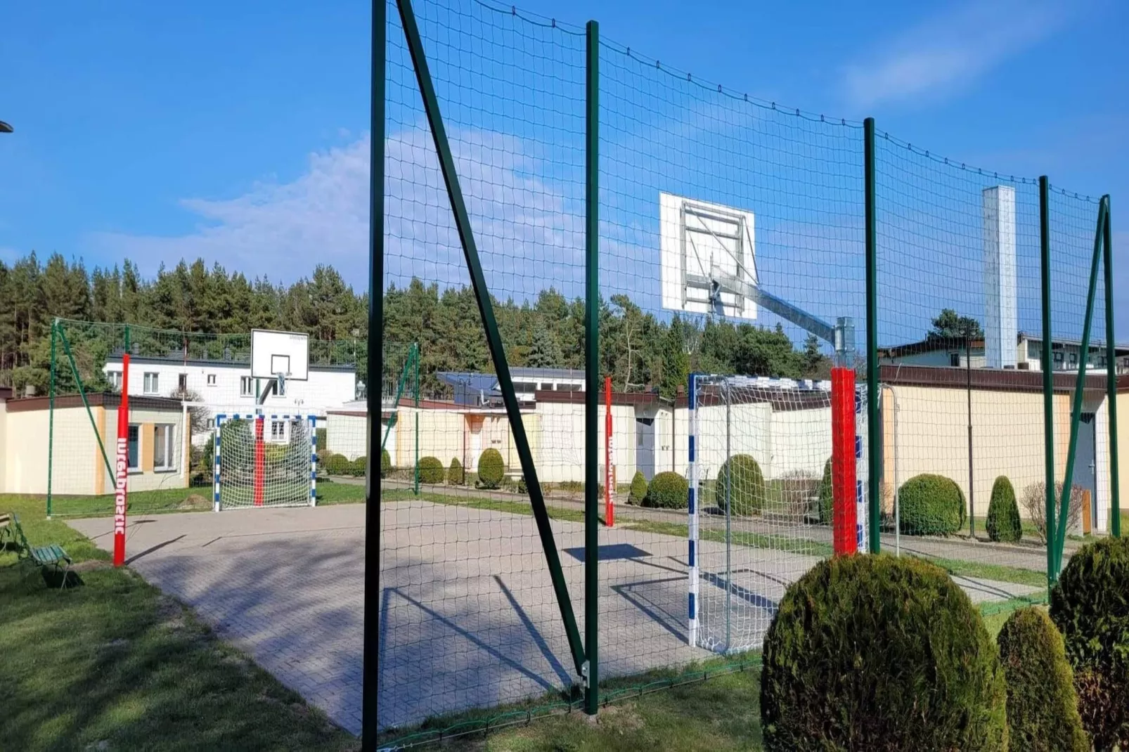 Domki wakacyjne JAROSZOWIEC domki 1-pokojowe Łazy - Park facilities