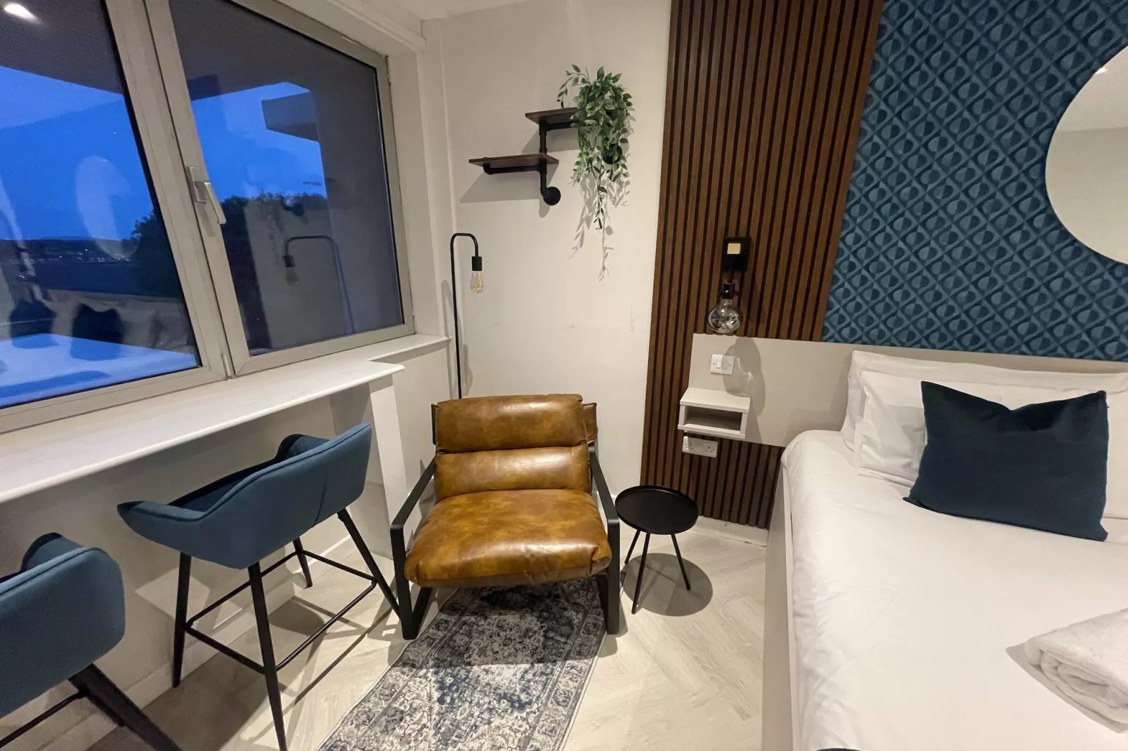 EN_MEH020_Superior Double Studio-Schlafzimmer