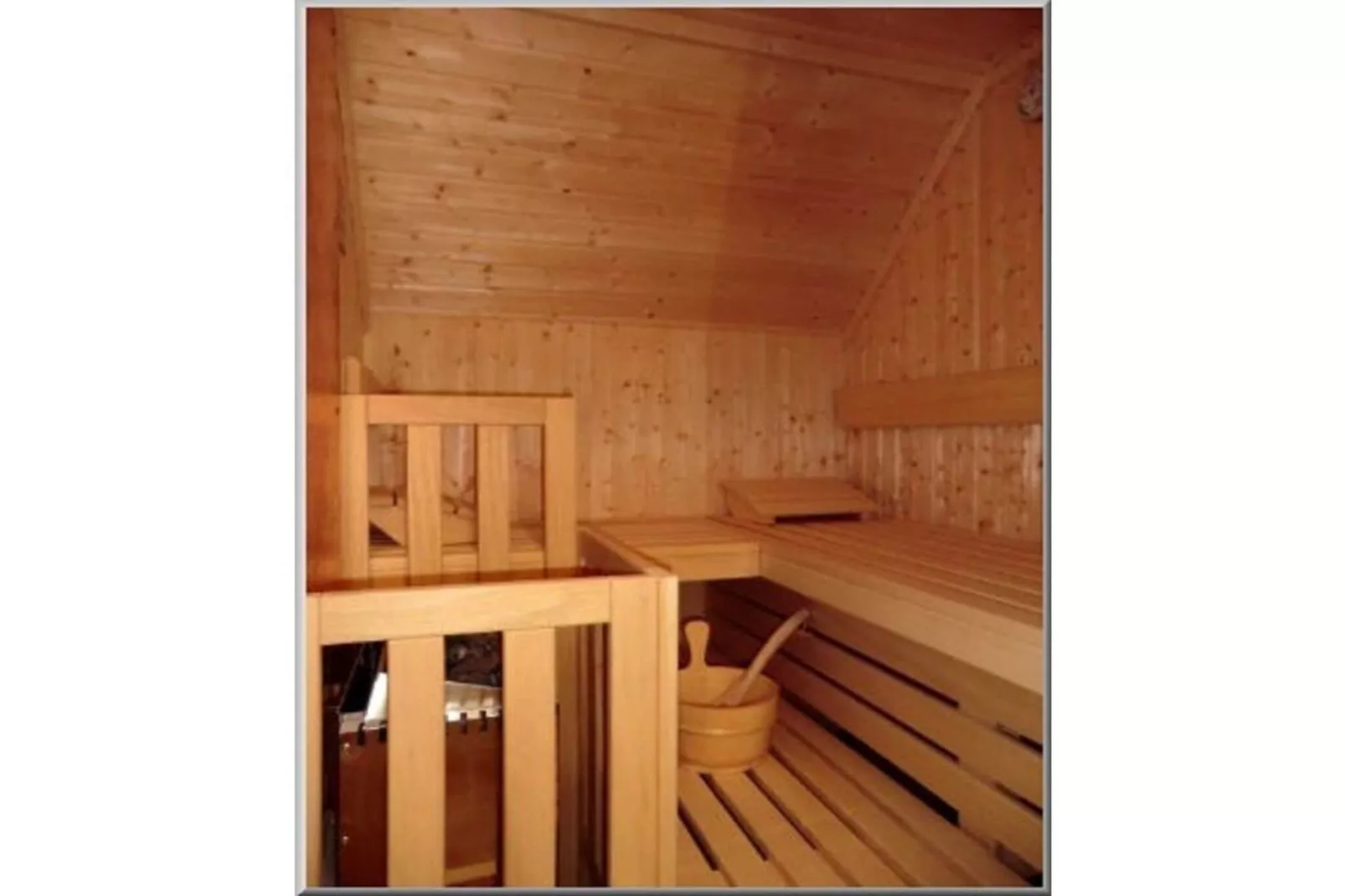 169544-Sauna
