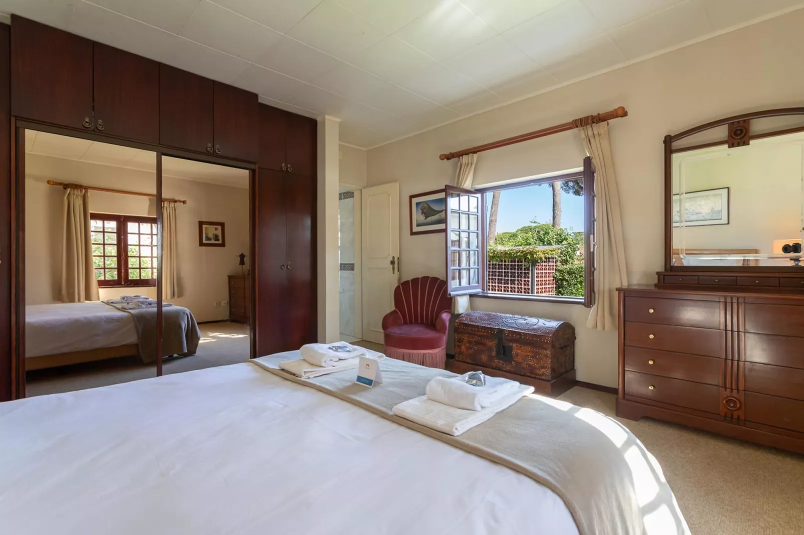 Charming  House and Terrace By Gt House-Schlafzimmer