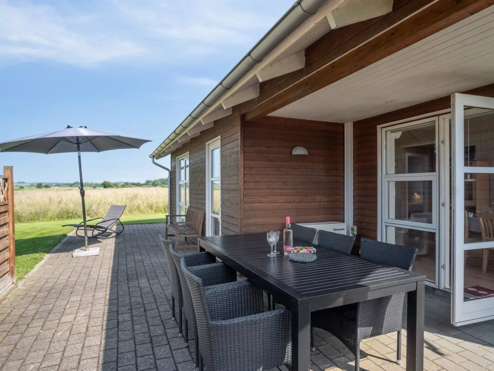 "Neno" - 100m from the sea-Draußen