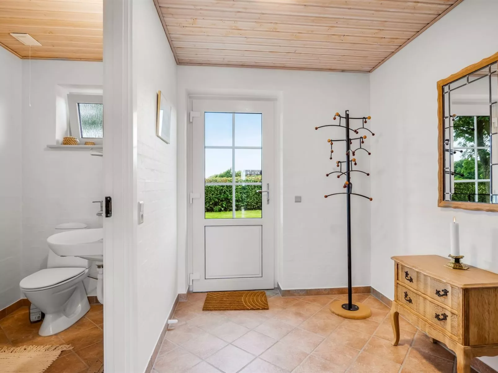 "Erja" - 300m to the fjord-Dedans