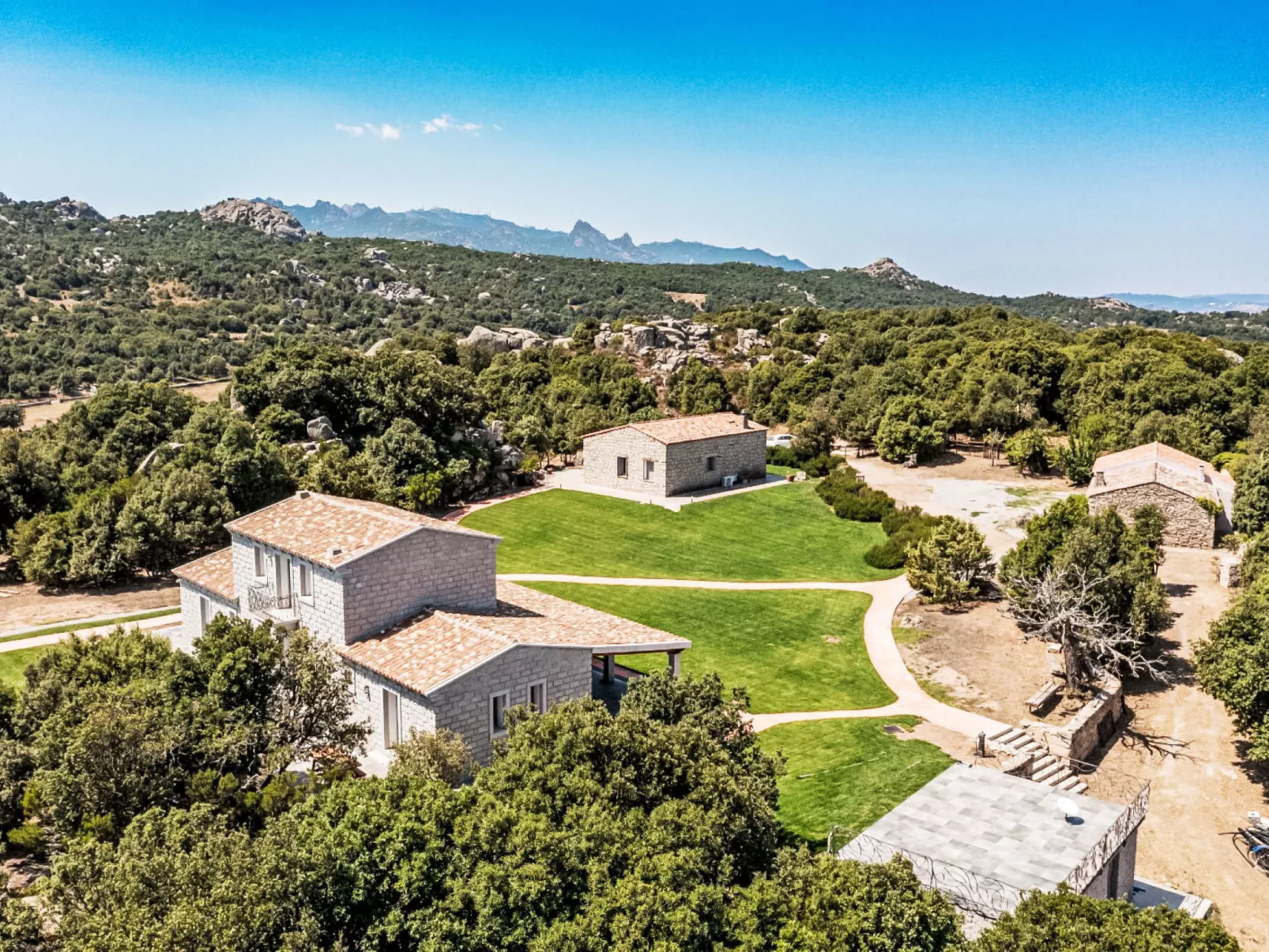 La Casa di Sughero-Outside