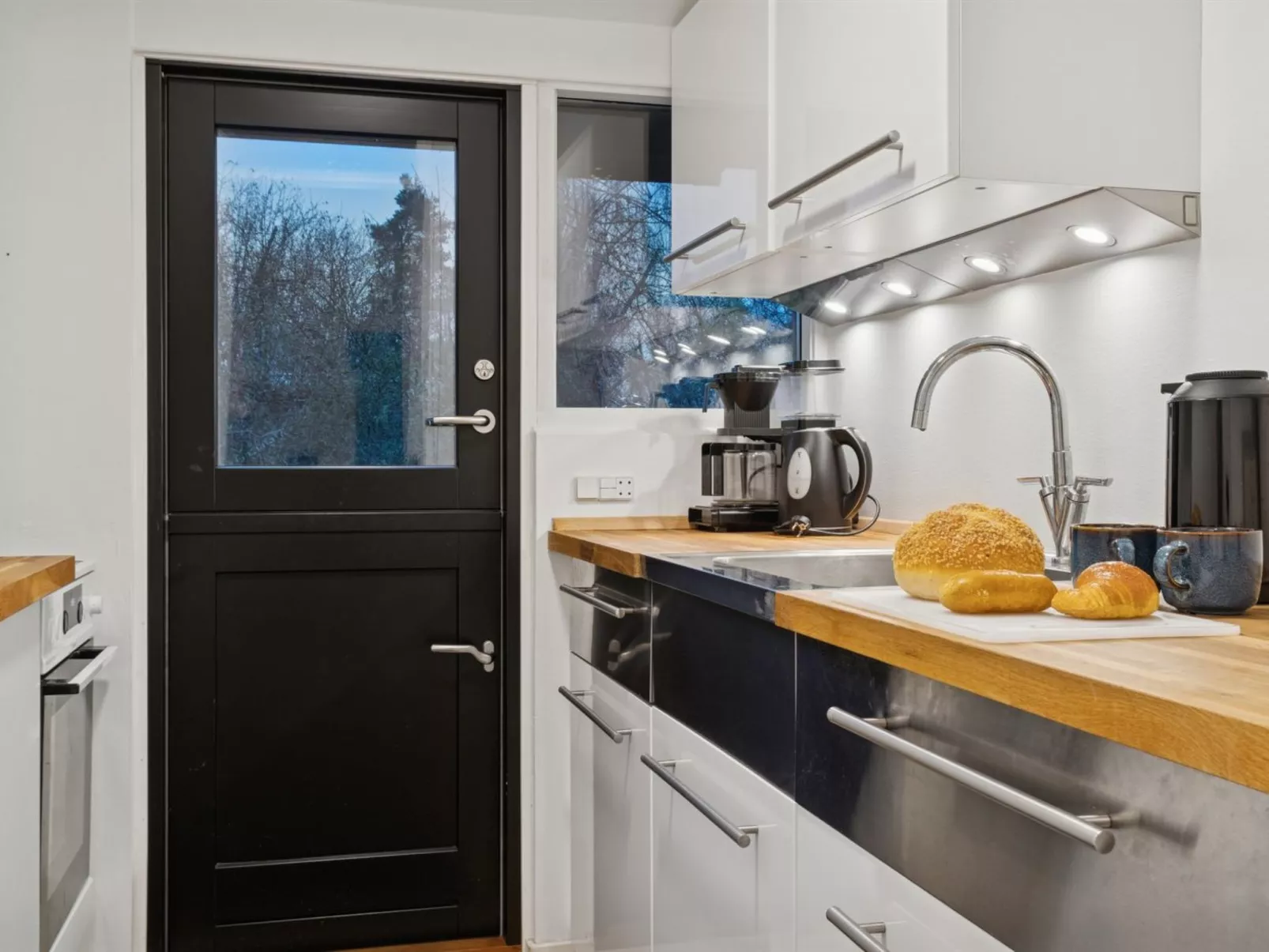 "Ordan" - 140m to the fjord-Inside