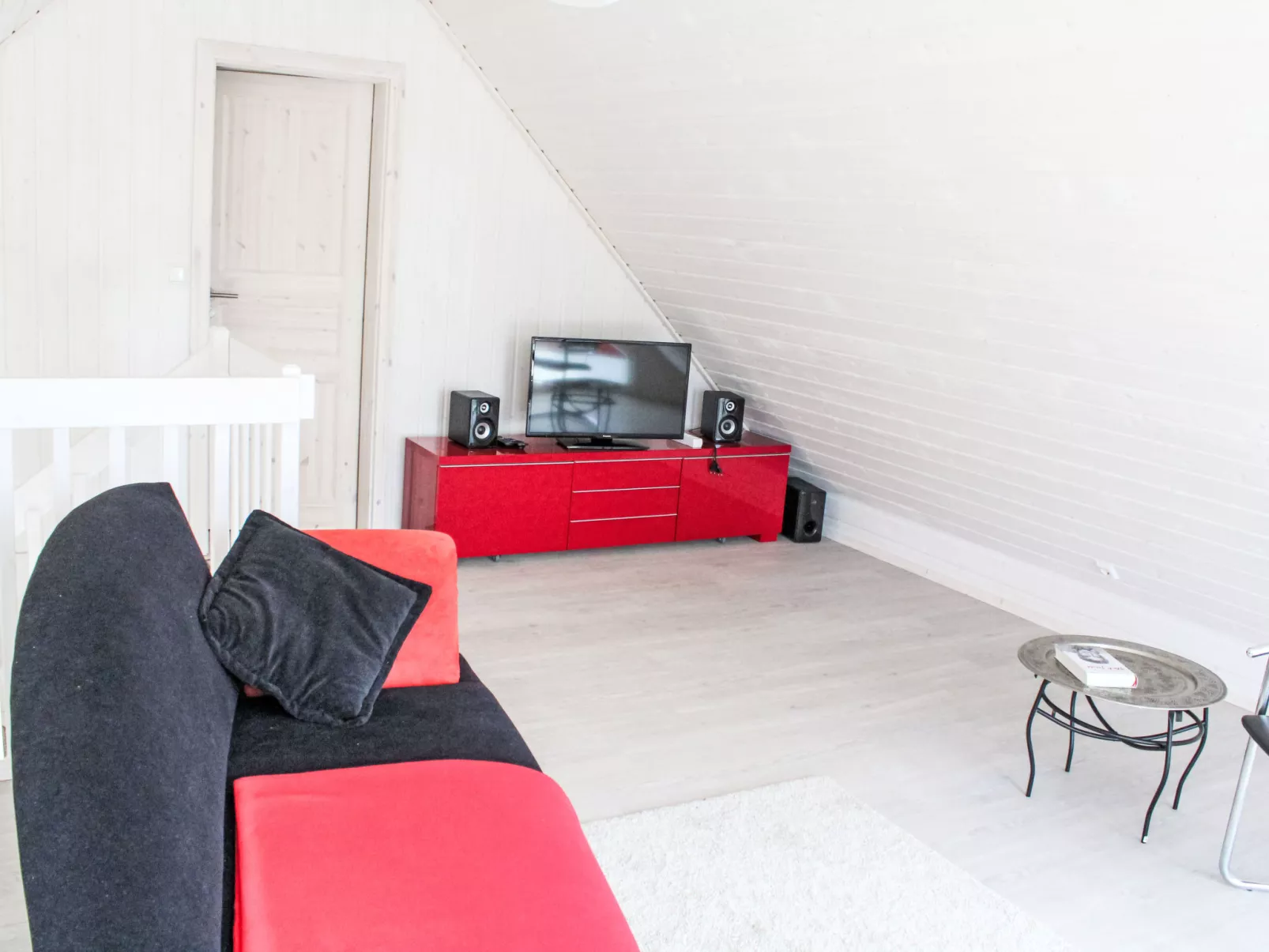 Ferienhaus am Wasser-Drinnen