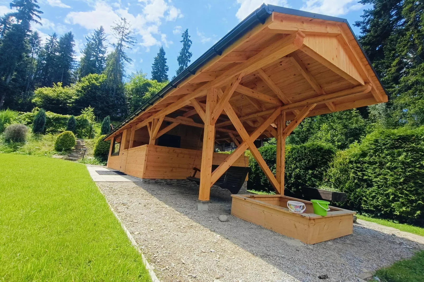 Domek pod Howyzem - Jardins en été