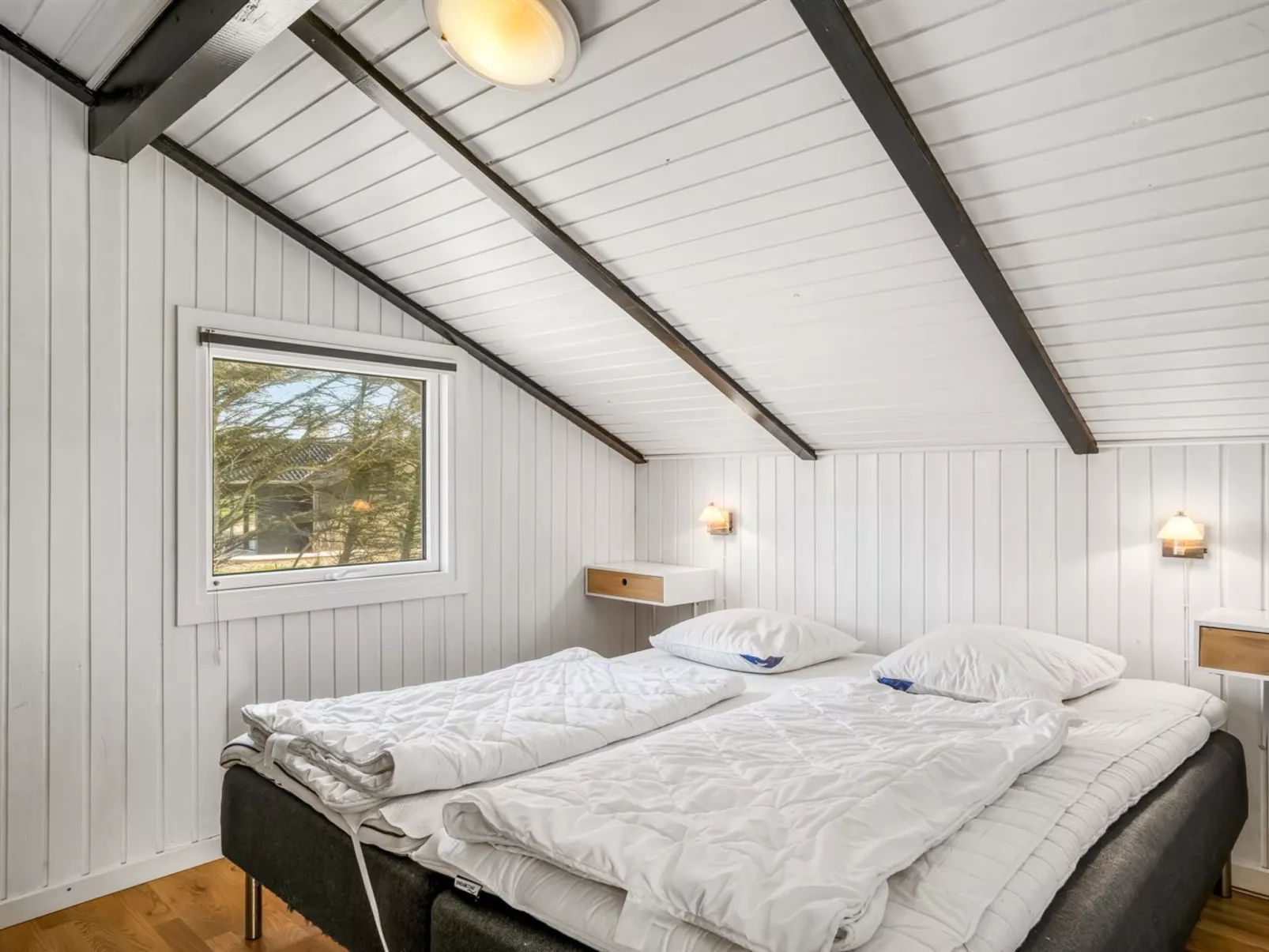 "Månviva" - 250m from the sea - Drinnen