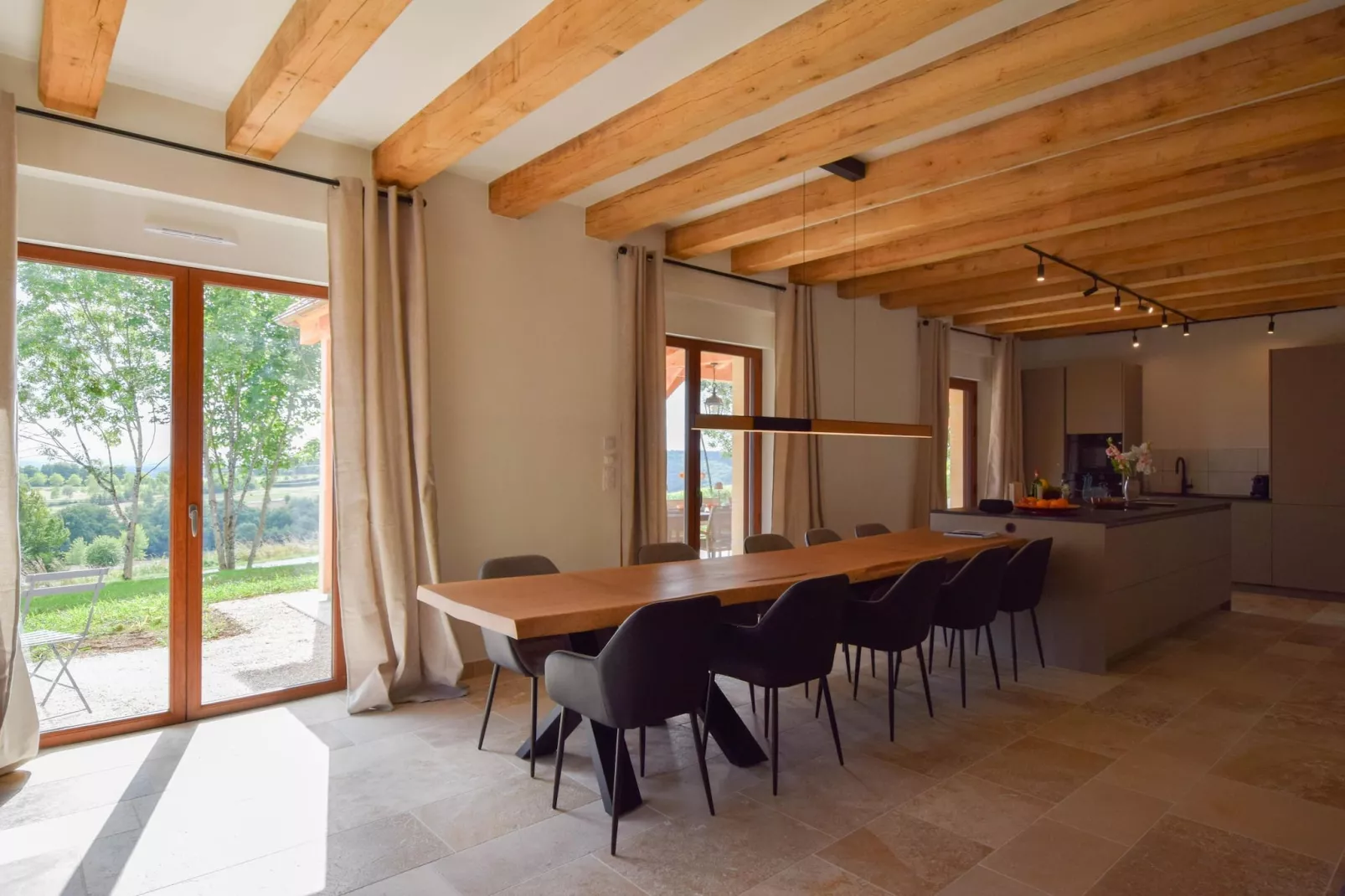 Maison Wallon - Dining room