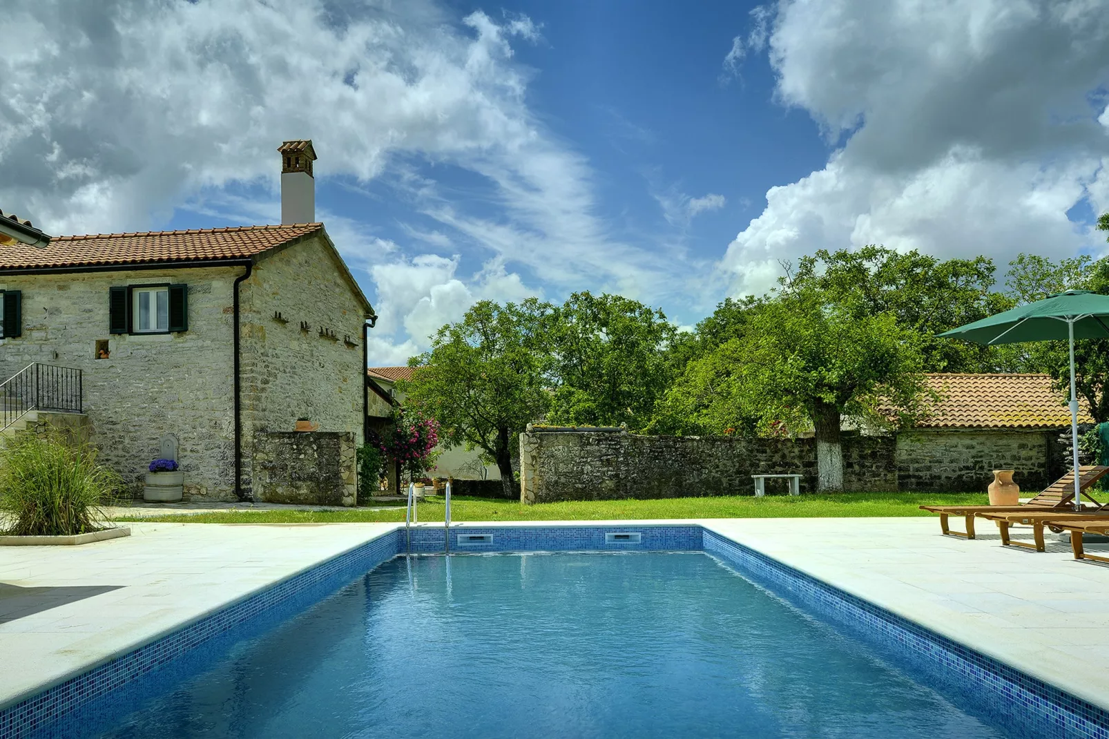 Villa Lucy-Schwimmbad