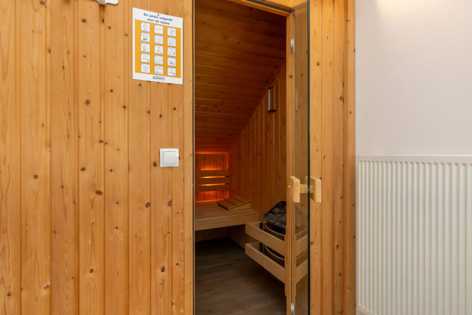 Zonnedorp 21  Beach Villa Joya Renesse | Luxury Beach Villa with Sauna - Palier