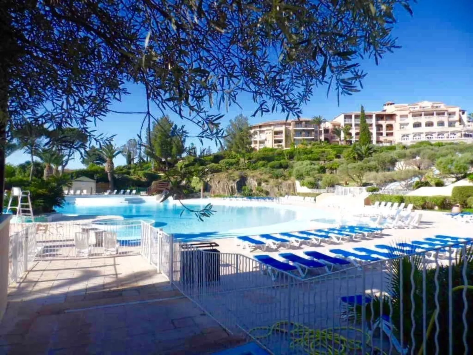 Cap Esterel Prestige - Image-tags.info