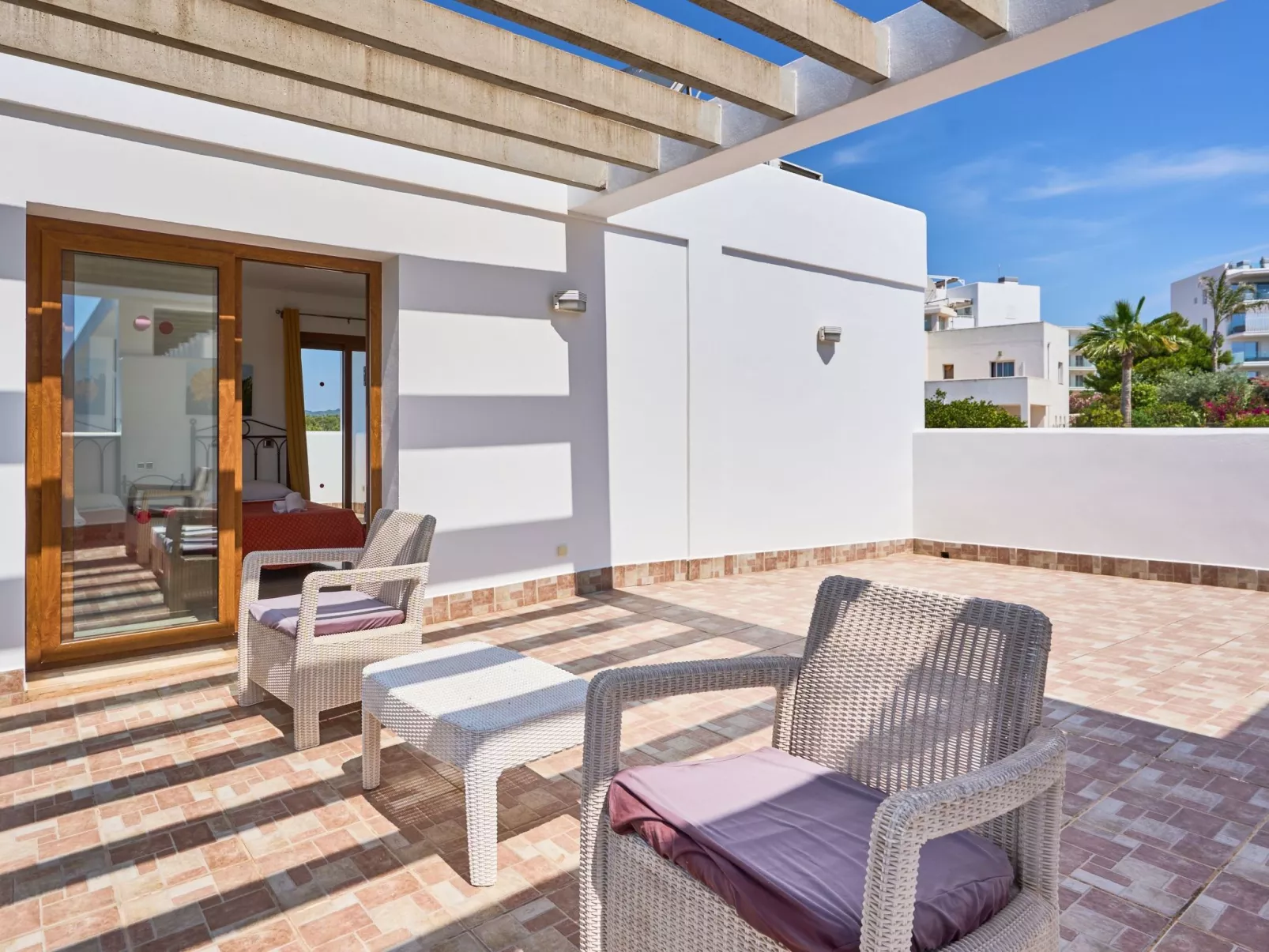 Cala Dia - Inside