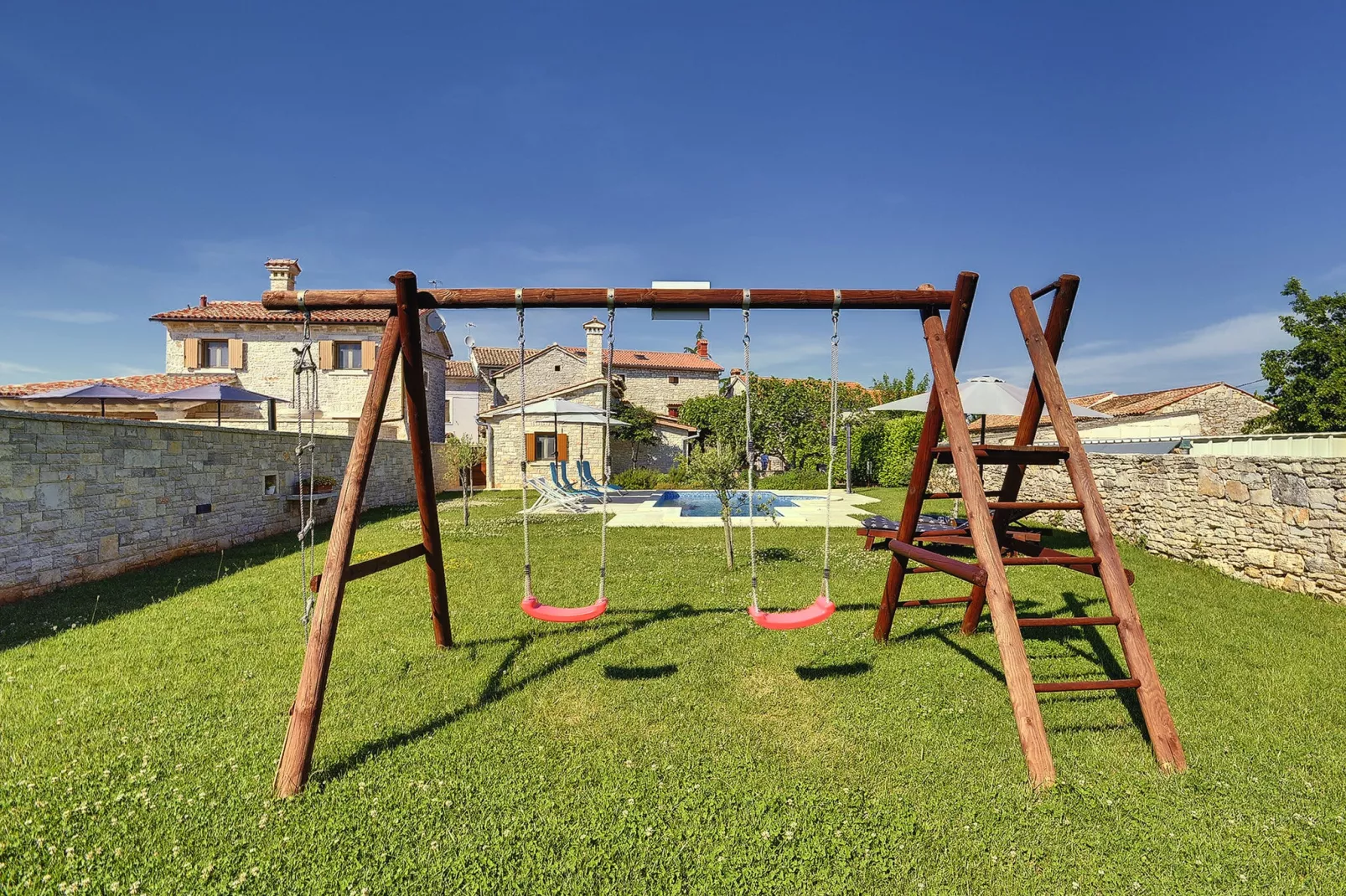 Villa Orbanici-Jardin d'été