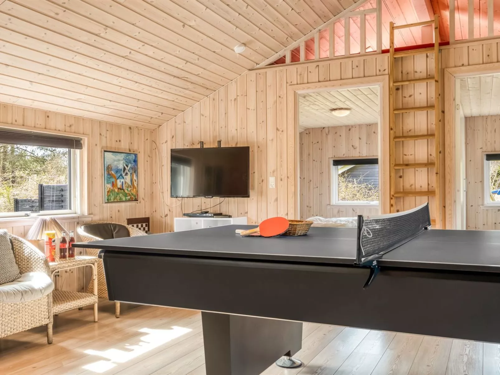 "Botwith" - 2.8km from the sea - Drinnen