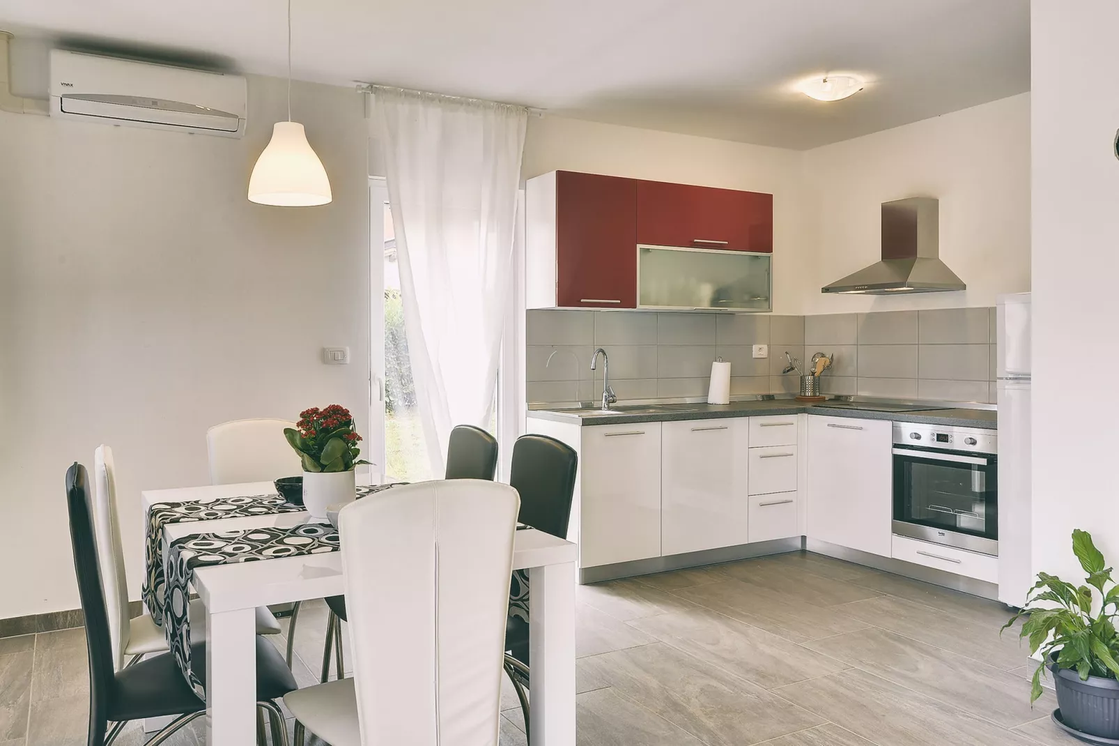 Villa Kata-Esszimmer