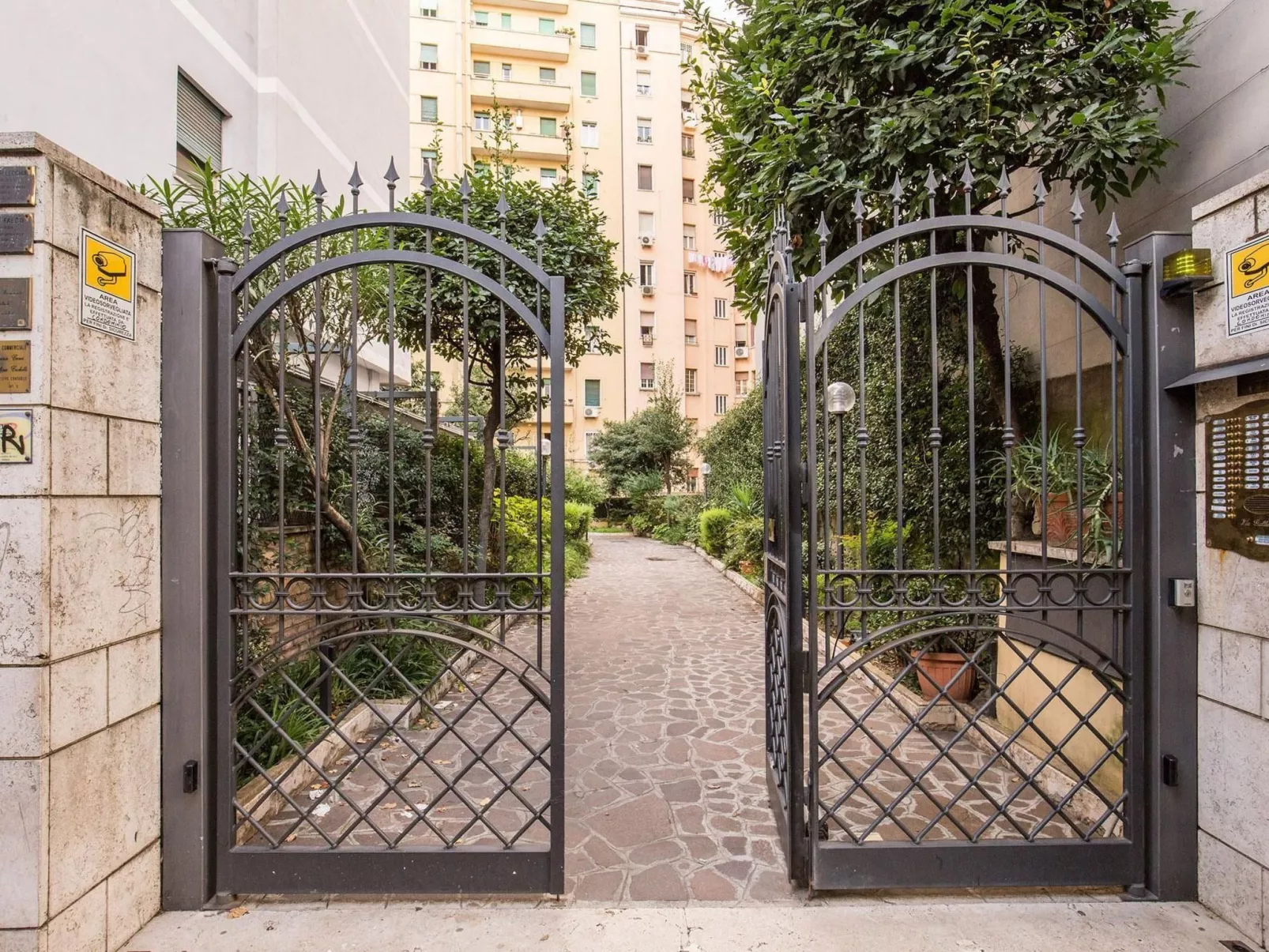 Mit privatem Balkon - Image-tags.info