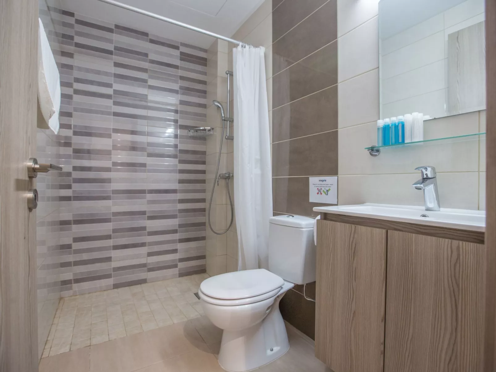 Schöne, topmoderne Ferienvilla auf Zypern - Image-tags.info