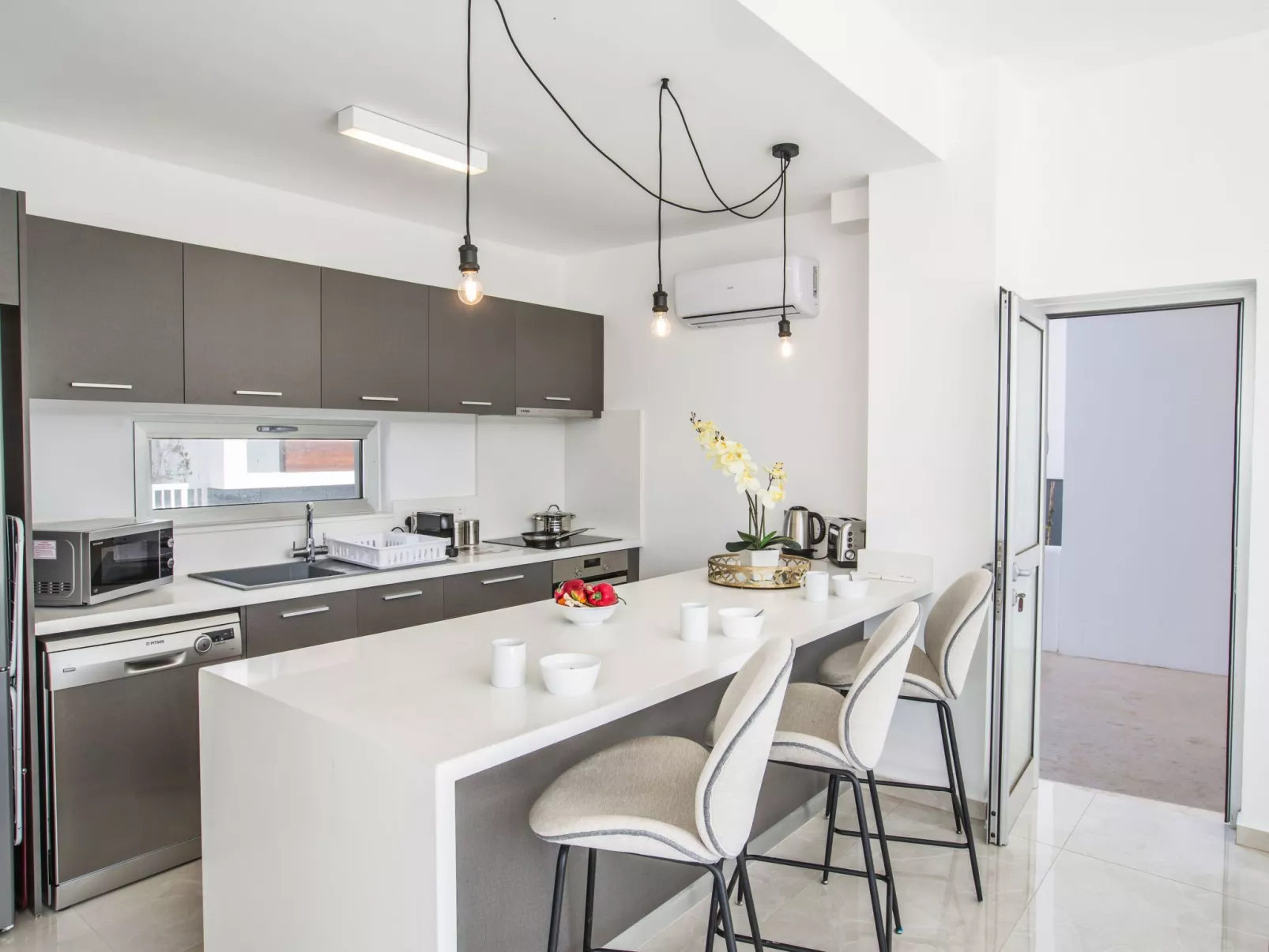 3-Schlafzimmer-Villa mit privatem Pool im Zentrum - Image-tags.info