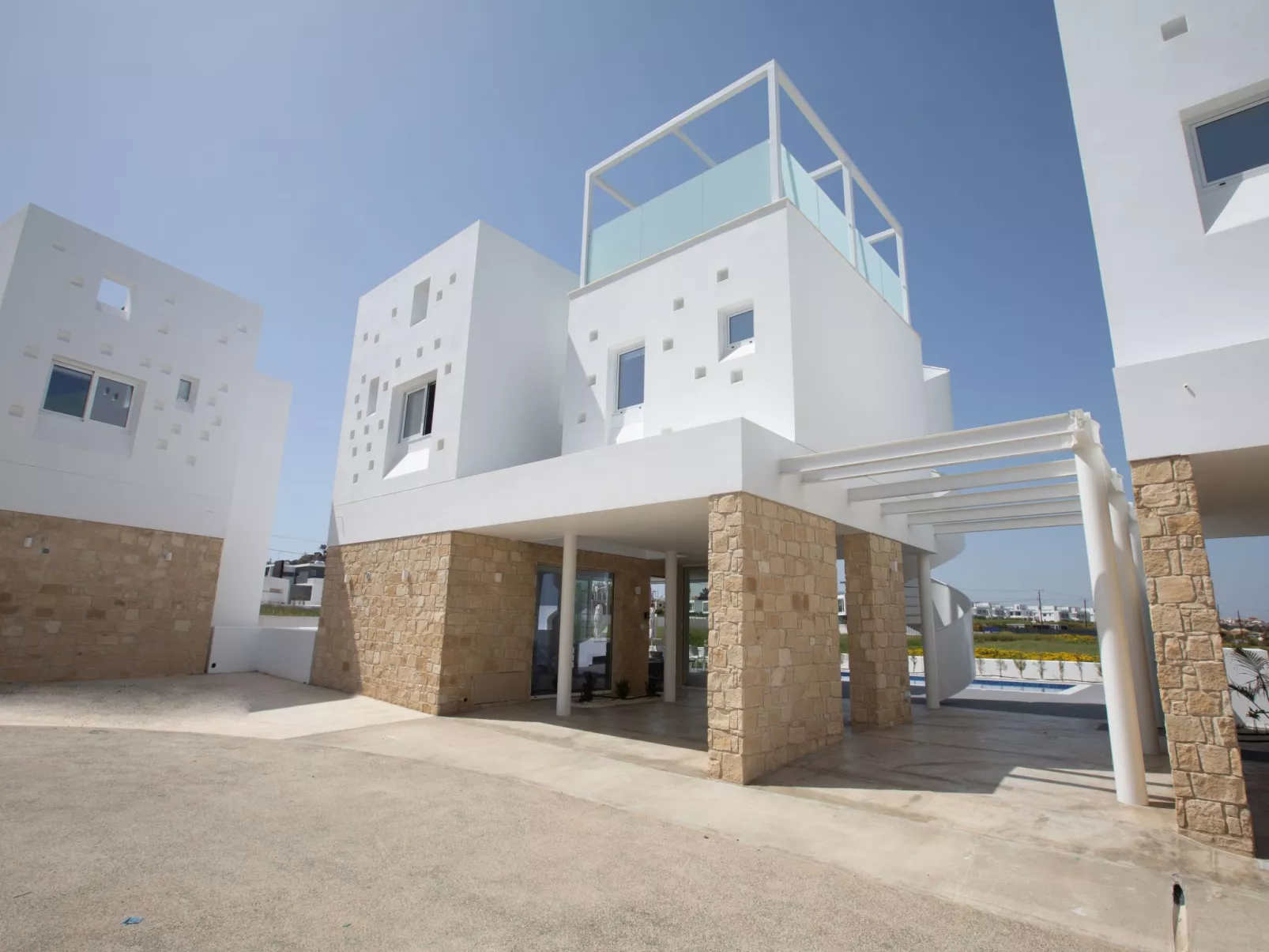 Bleu Vie in Protaras - Image-tags.info