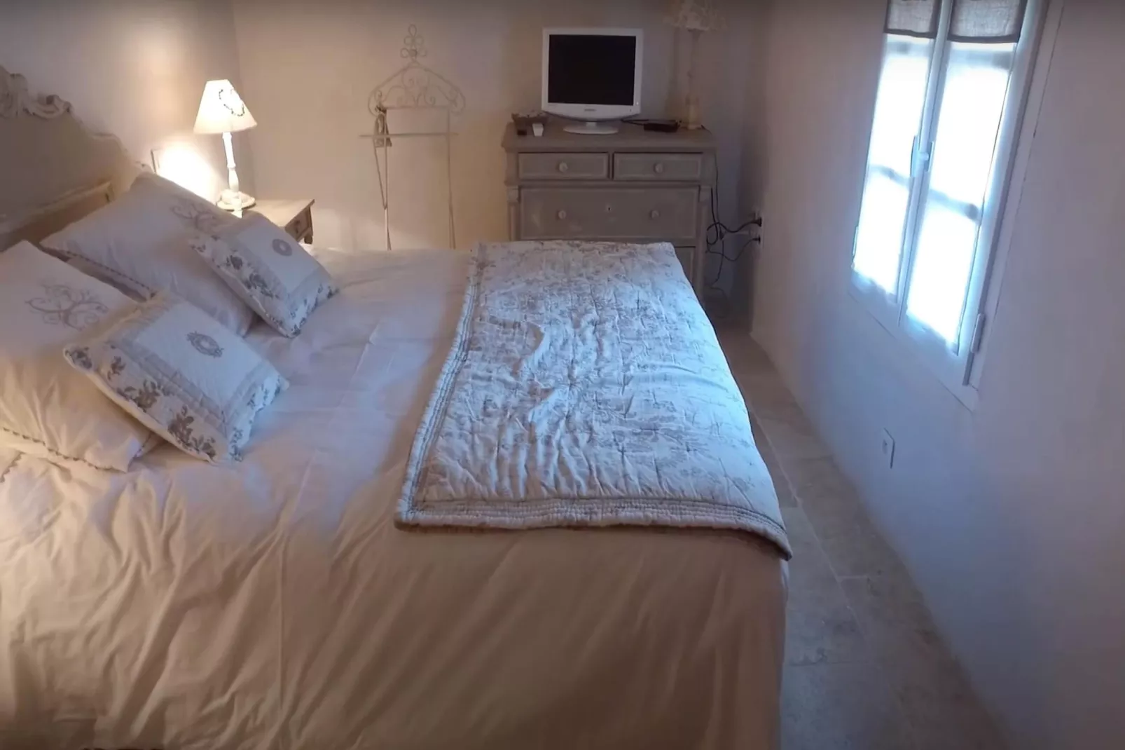 Bast de Charme L141 - Schlafzimmer