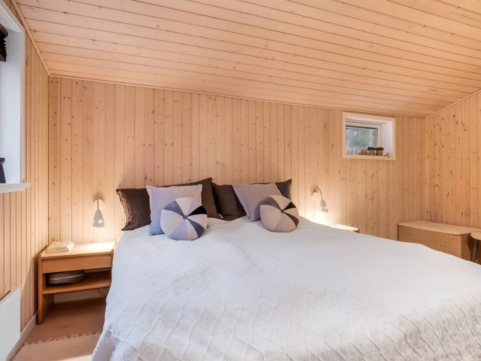 "Peadda" - 300m from the sea-Inside