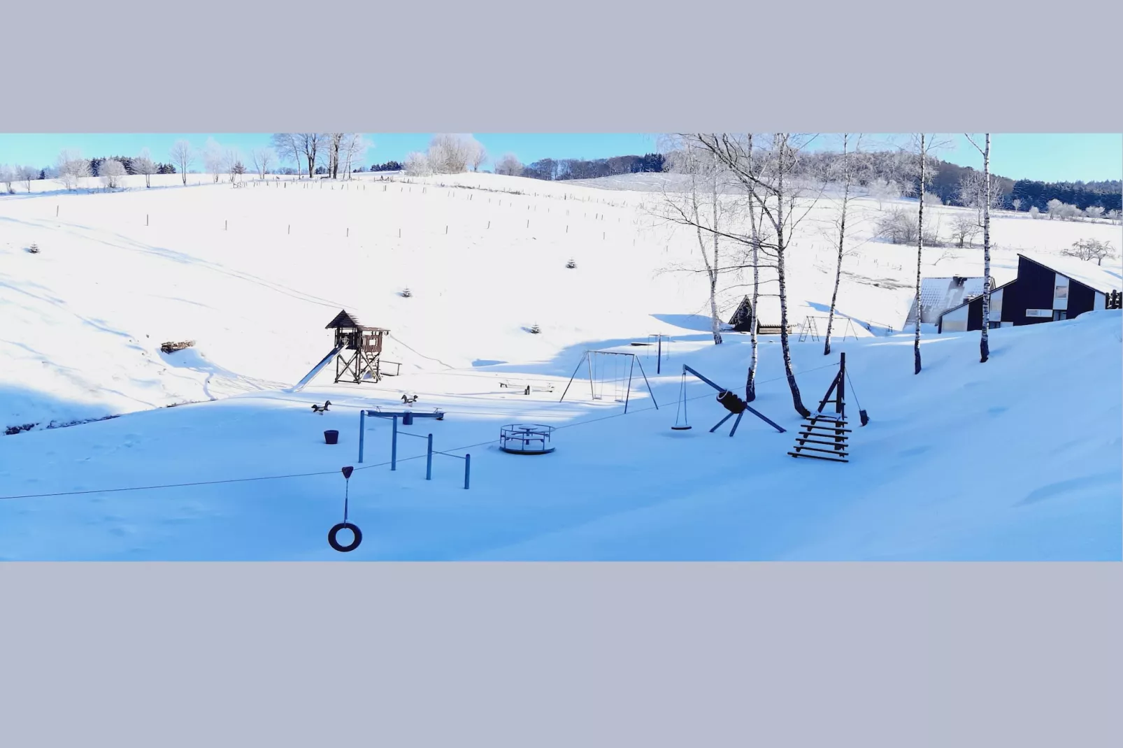 Dachsbau-Garden in winter