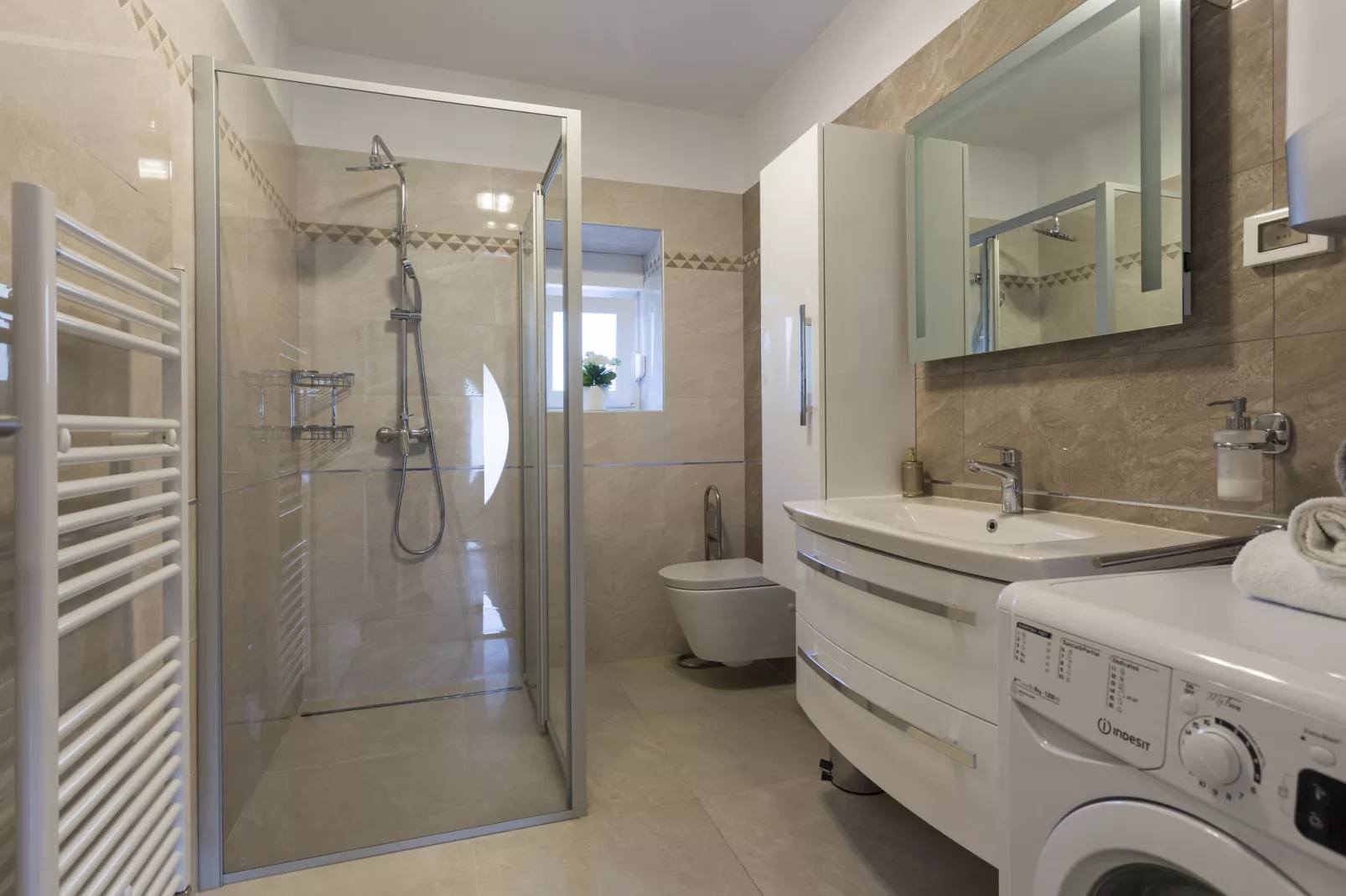 Casa Kujici-Bathroom