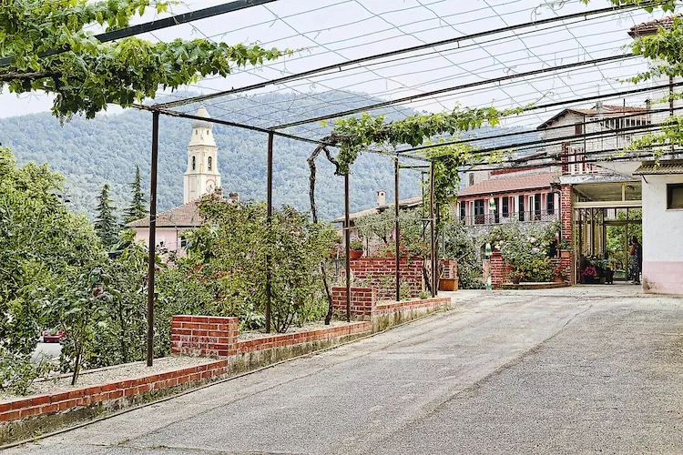 Agri-tourism Borgo Ameno Casanova Lerrone B4-Terrasse