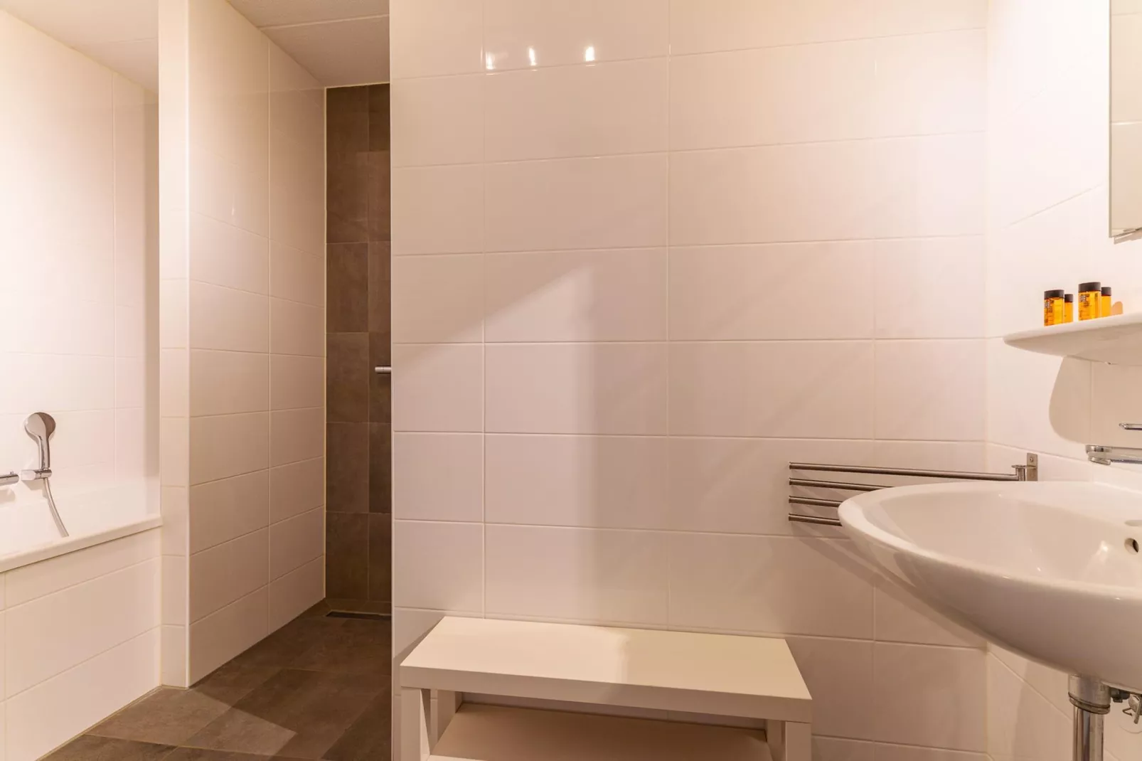 Appartement Duinhof Dishoek 13M - 6 personen de luxe-Salle de bain
