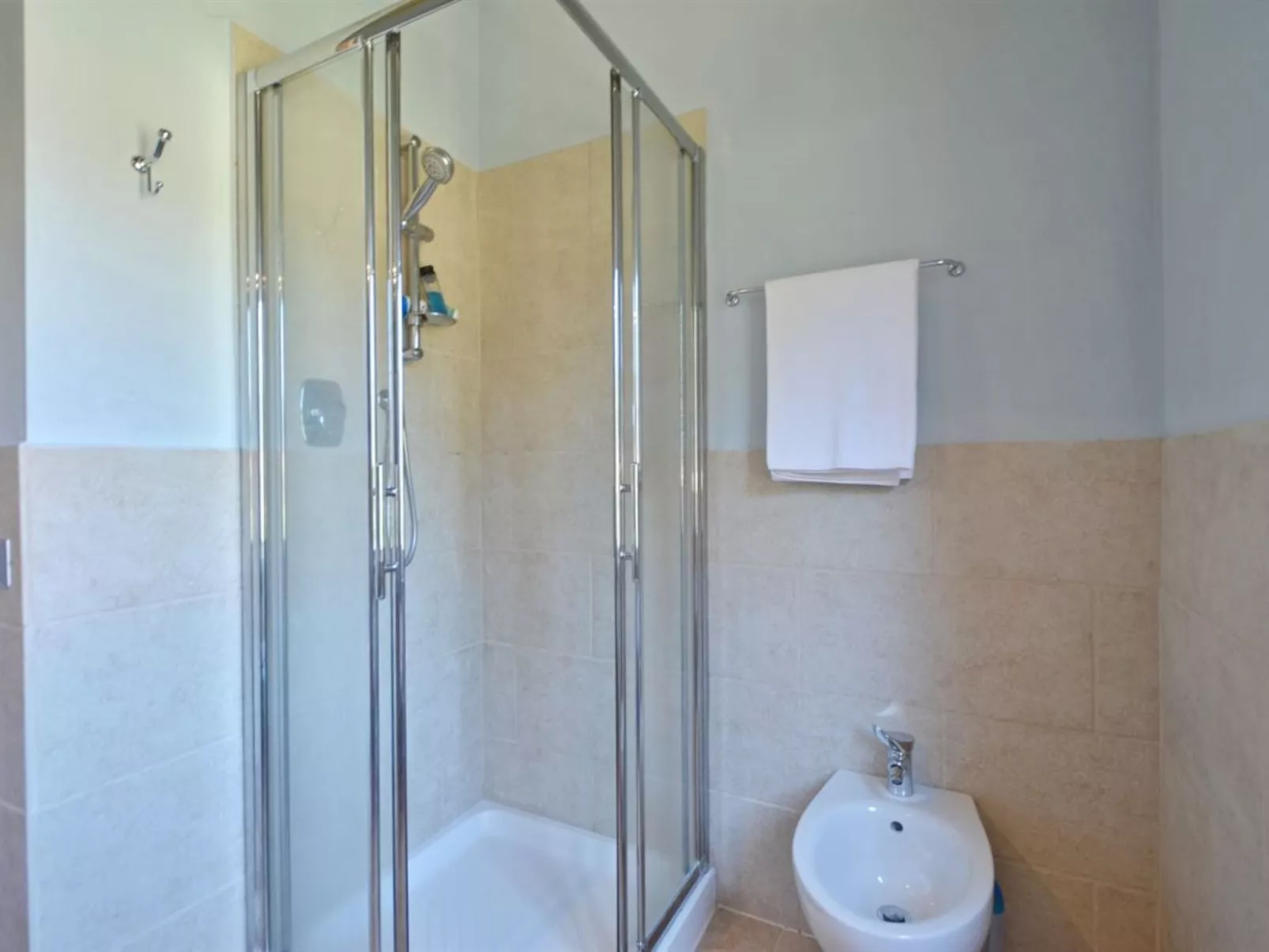 Villa Azzurro - Drinnen