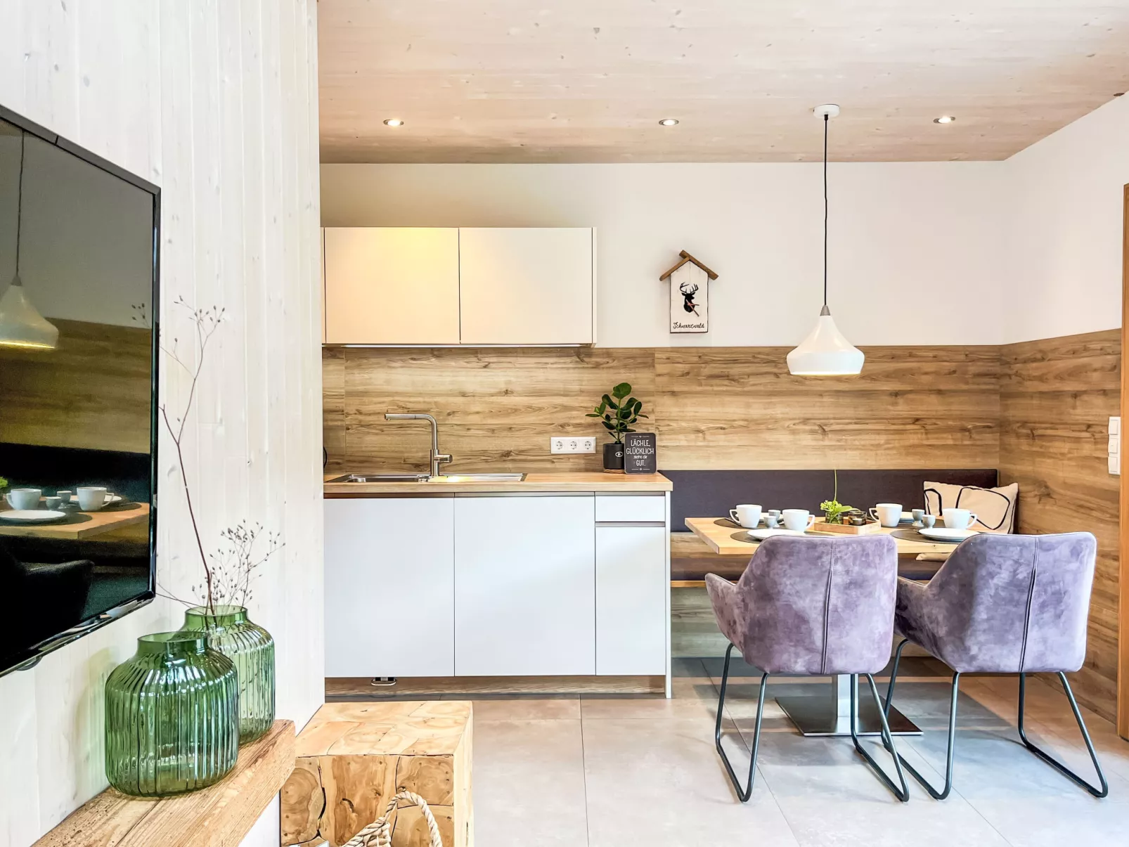 Kinast (HFT202) - Drinnen