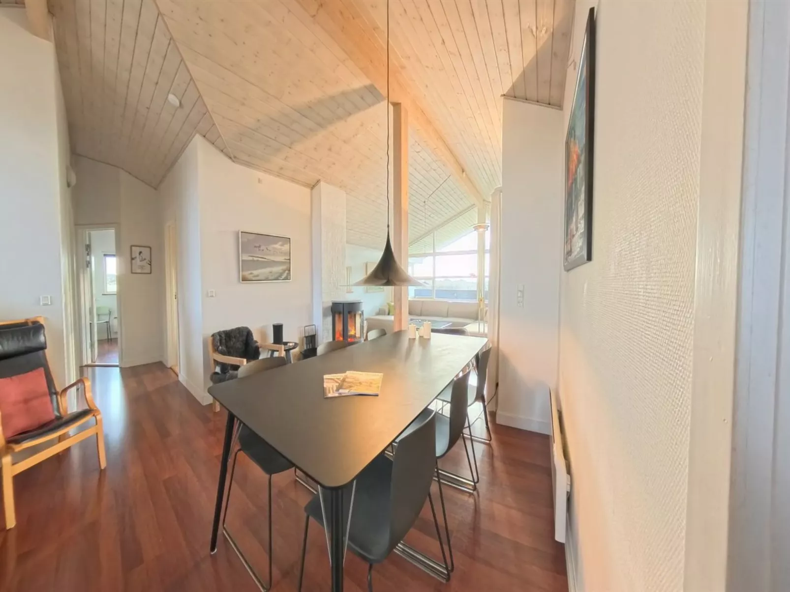 "Thrugils" - 800m from the sea-Inside