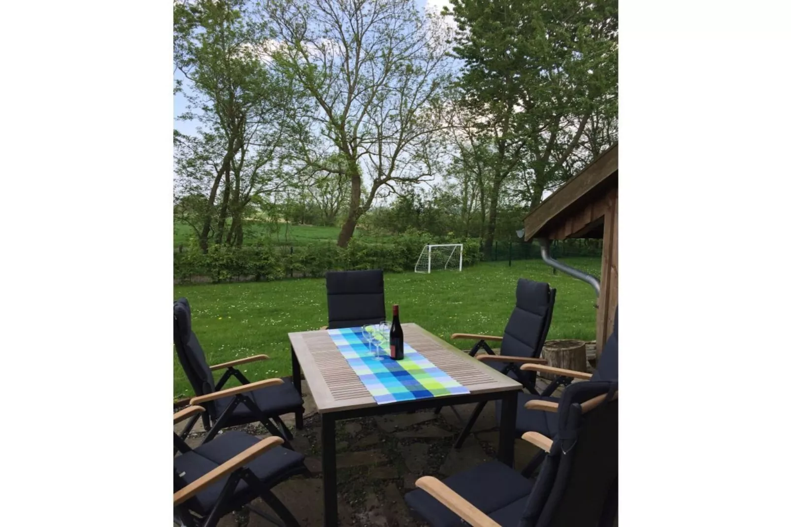 178168-Gardens in summer