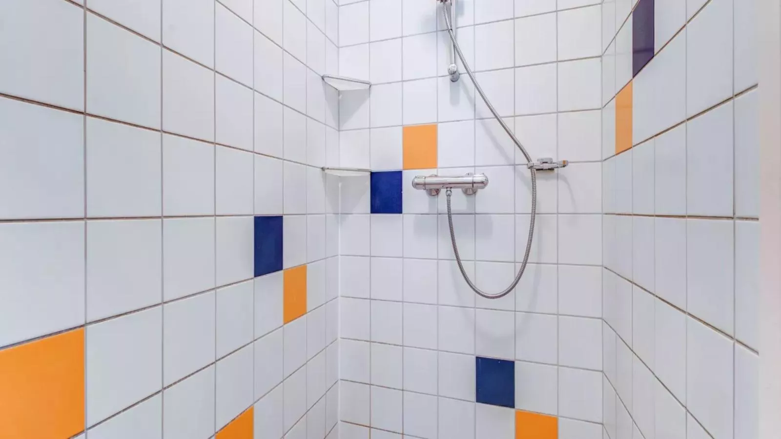 Wellnesshuisje Engelse Tuin-Salle de bain