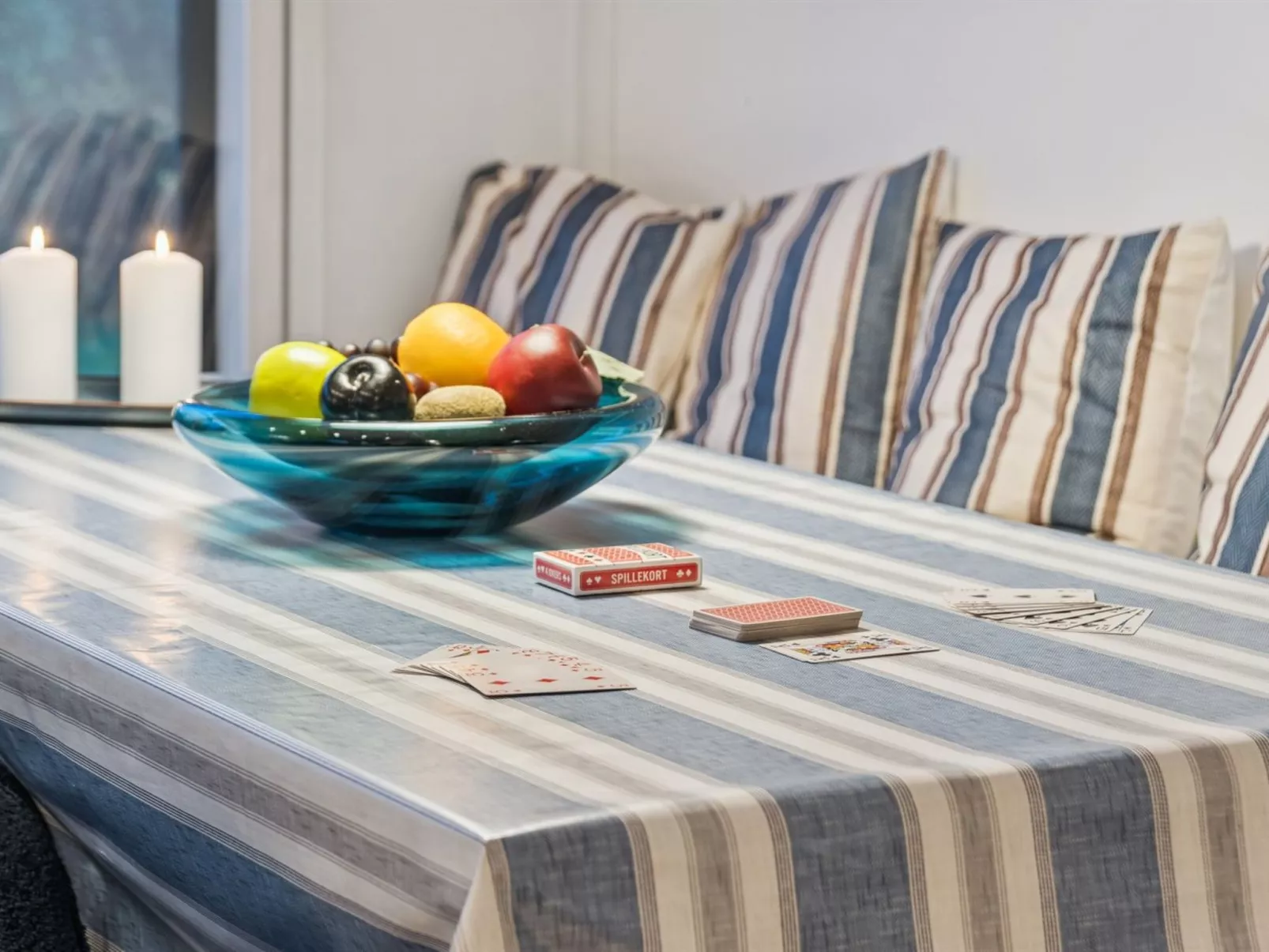 "Ordan" - 140m to the fjord-Inside