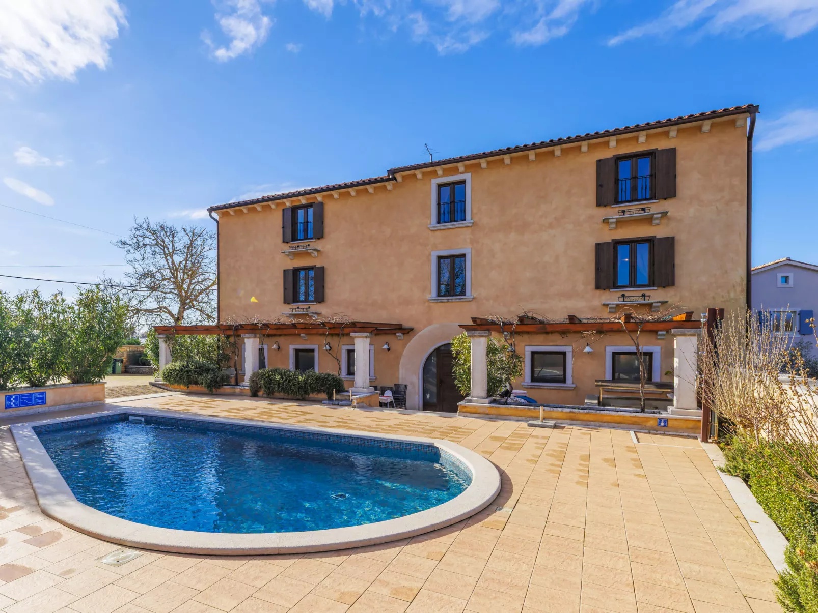 Villa Christina - Outside