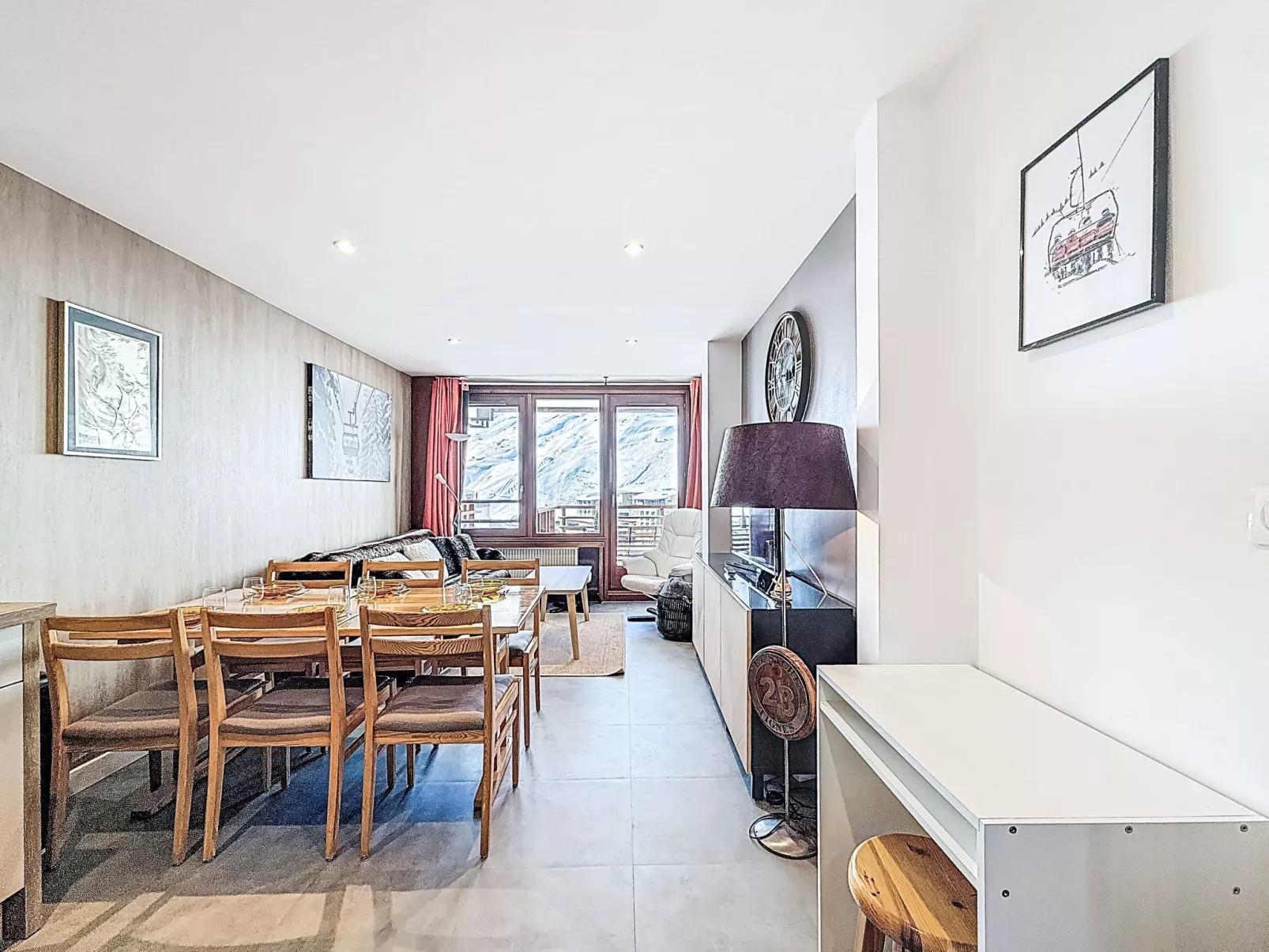 Le Curling B (Val Claret) - Dedans