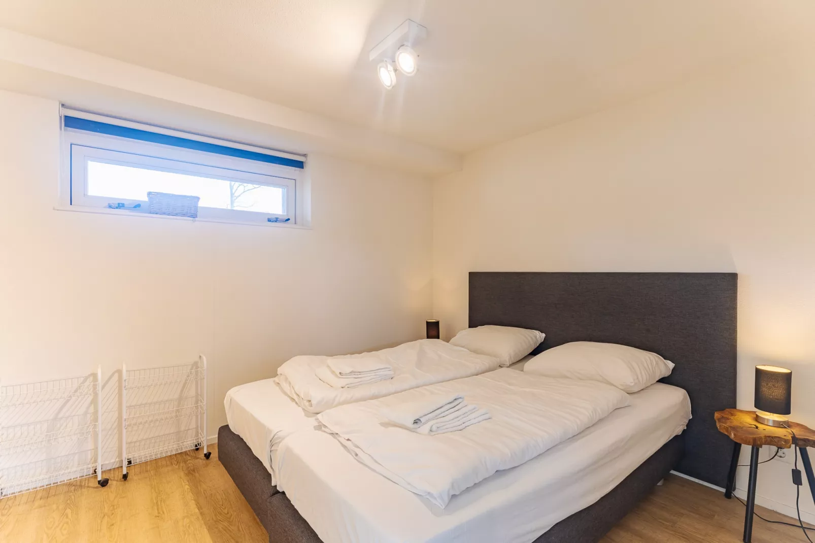 Zonnedorp 1 Solskin Renesse | Beach Holiday in Modern Holiday Home - Bedroom