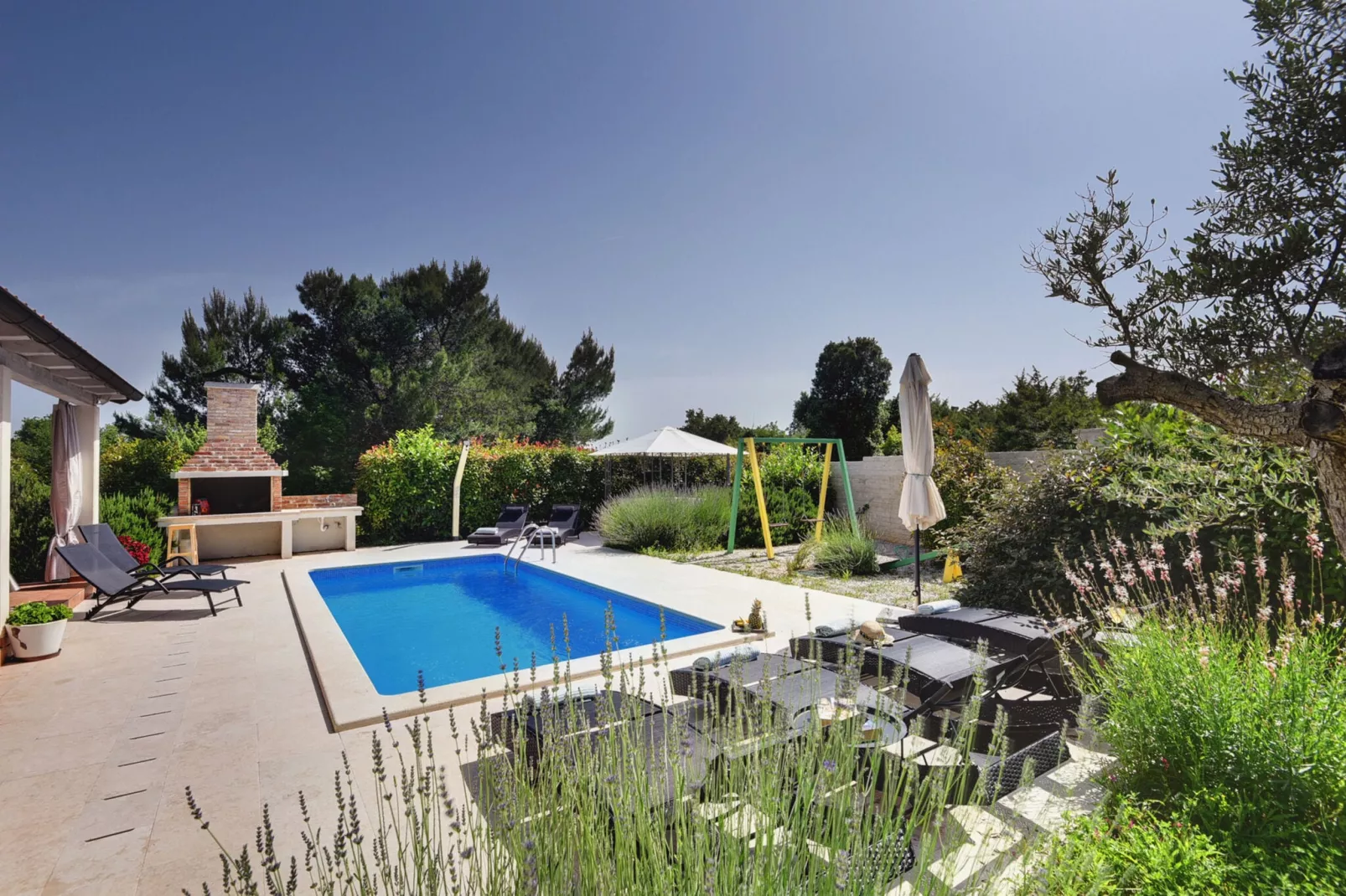 Villa Oliva-Schwimmbad
