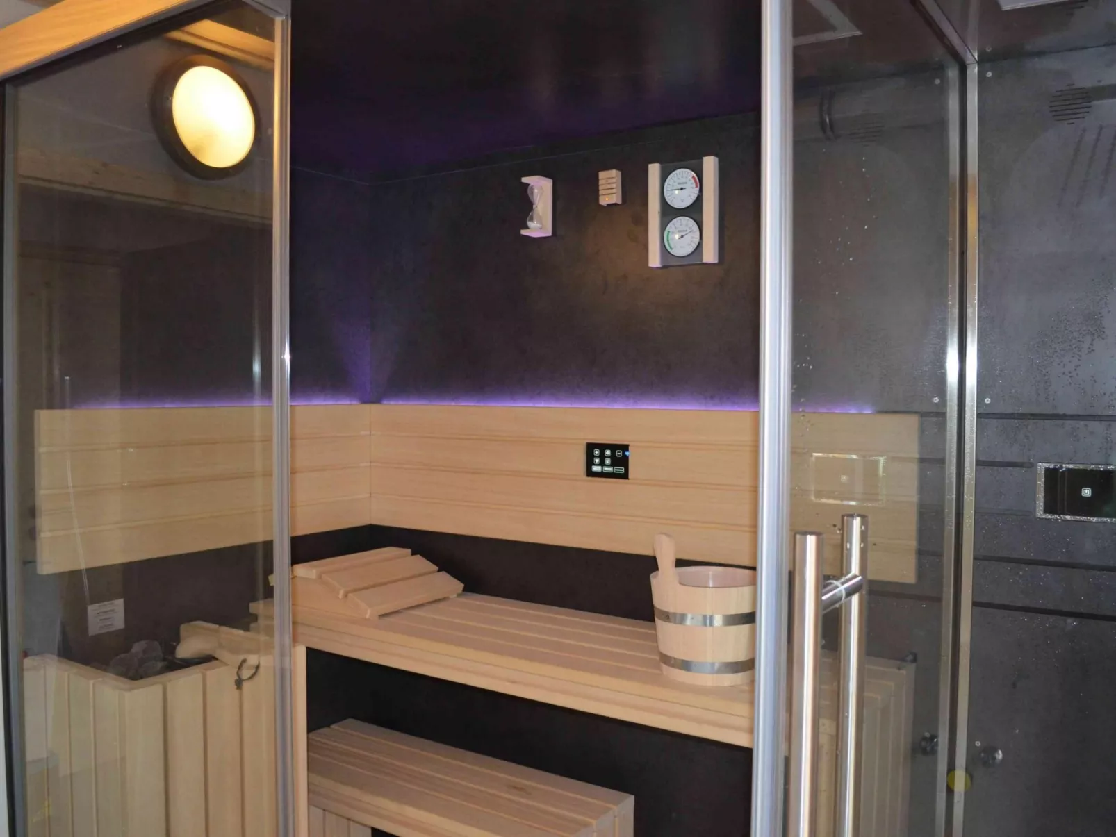 Tolles Ferienhaus mit Sauna und Whirlpool - Image-tags.info