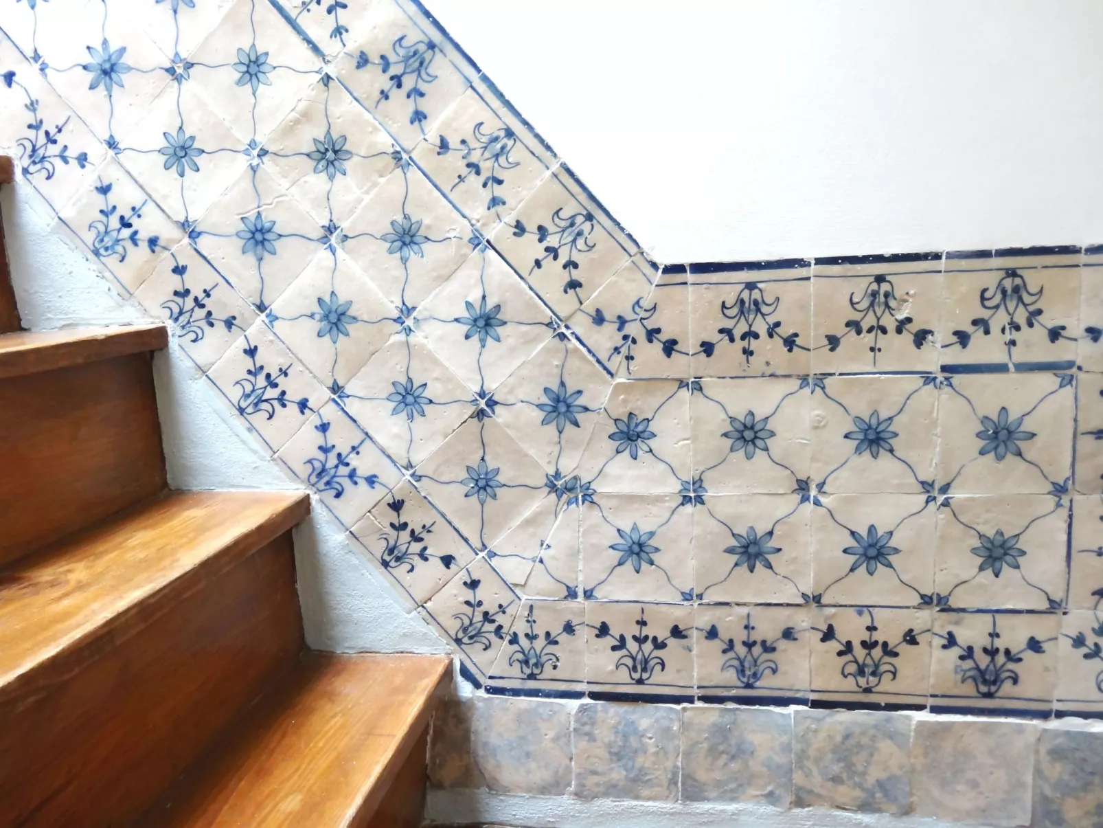 Die Memoiren der traditionellen Künste, Balcony at Downtown - Image-tags.info