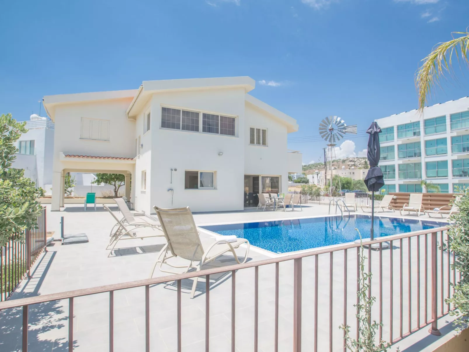 Wunderschöne Villa mit privatem Pool und großem Garten - Image-tags.info