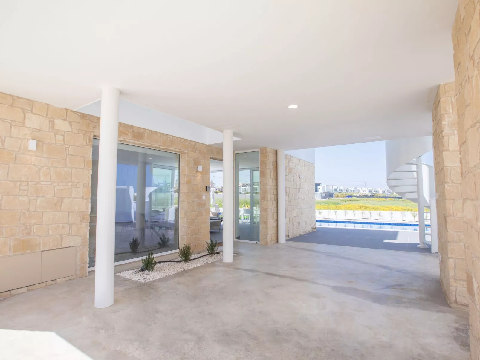 Bleu Vie in Protaras - Image-tags.info